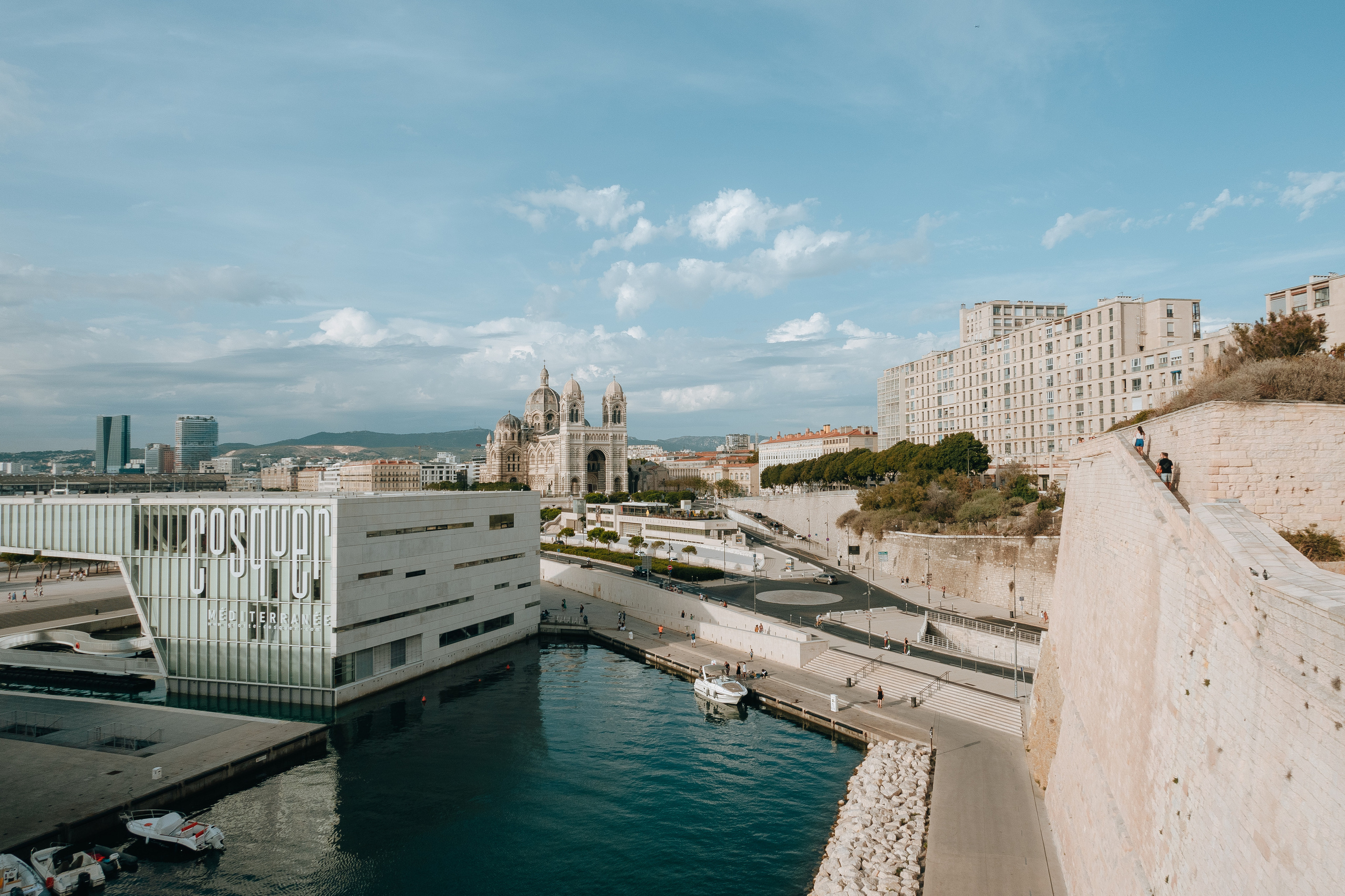 Swiss Landscape Photographer | Geneva, Alps & Lake Geneva - Tanya. Professional Wedding Photographer Geneva & Romande Switzerland | Tanya Creator