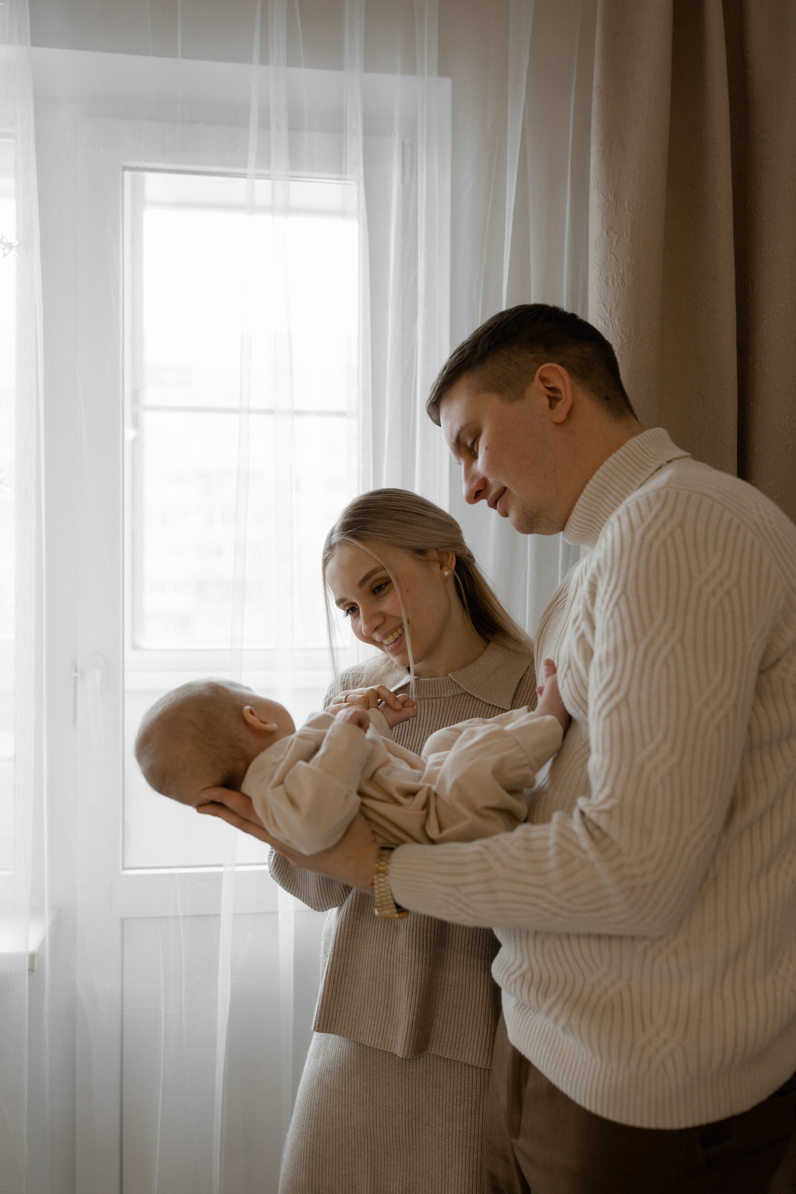 Arina, Ilya, Artemiy. Профессиональный свадебный фотограф в Женеве и Швейцарии | Таня Вовчецкая