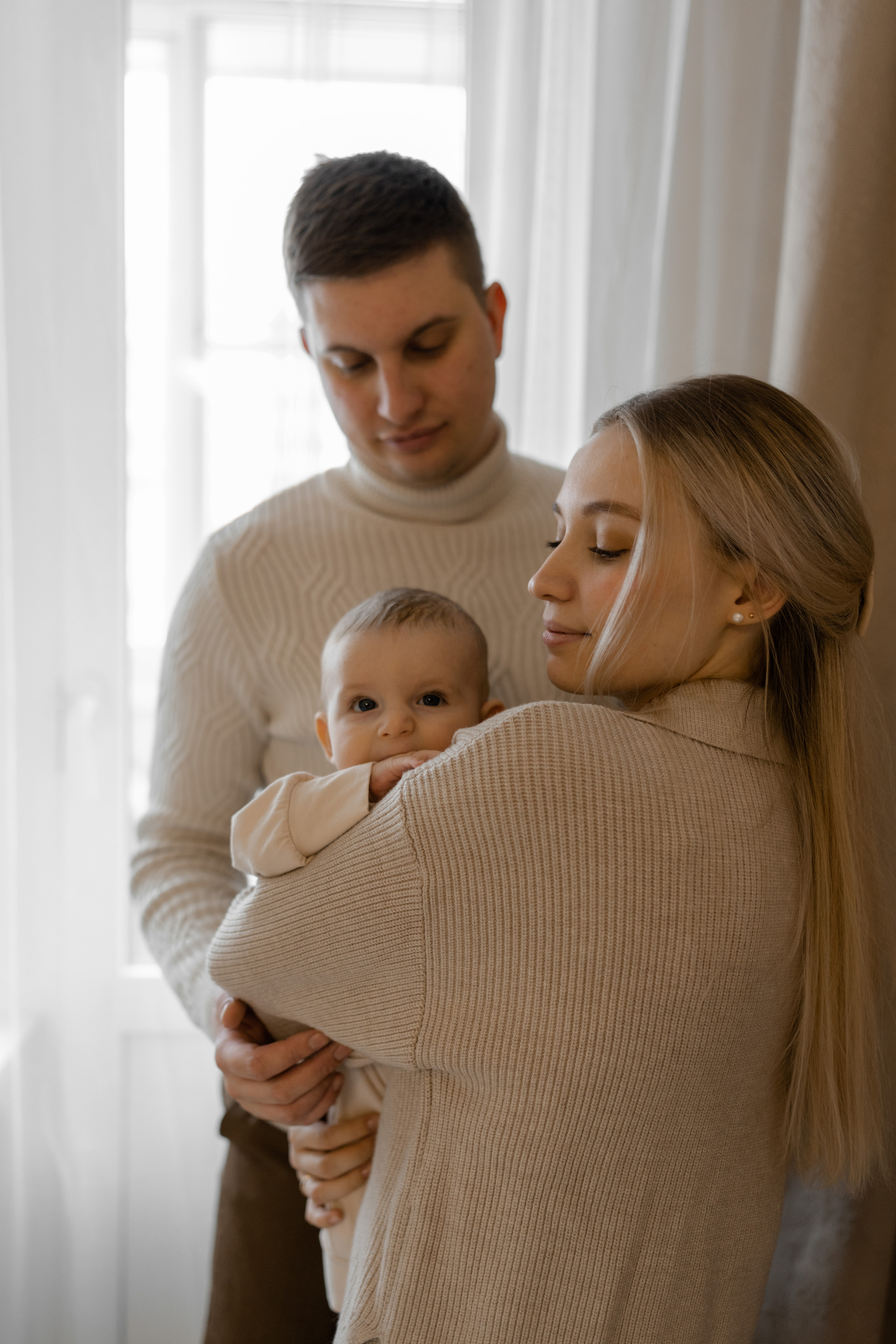 Arina, Ilya, Artemiy. Профессиональный свадебный фотограф в Женеве и Швейцарии | Таня Вовчецкая