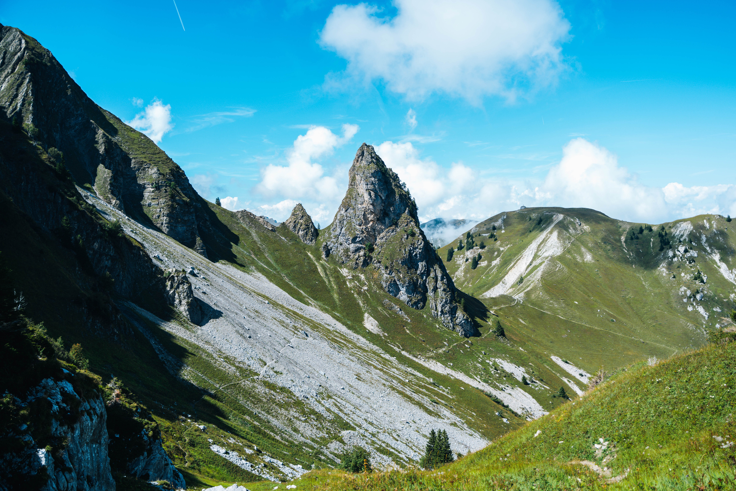 Swiss Landscape Photographer | Geneva, Alps & Lake Geneva - Tanya. Professional Wedding Photographer Geneva & Romande Switzerland | Tanya Creator