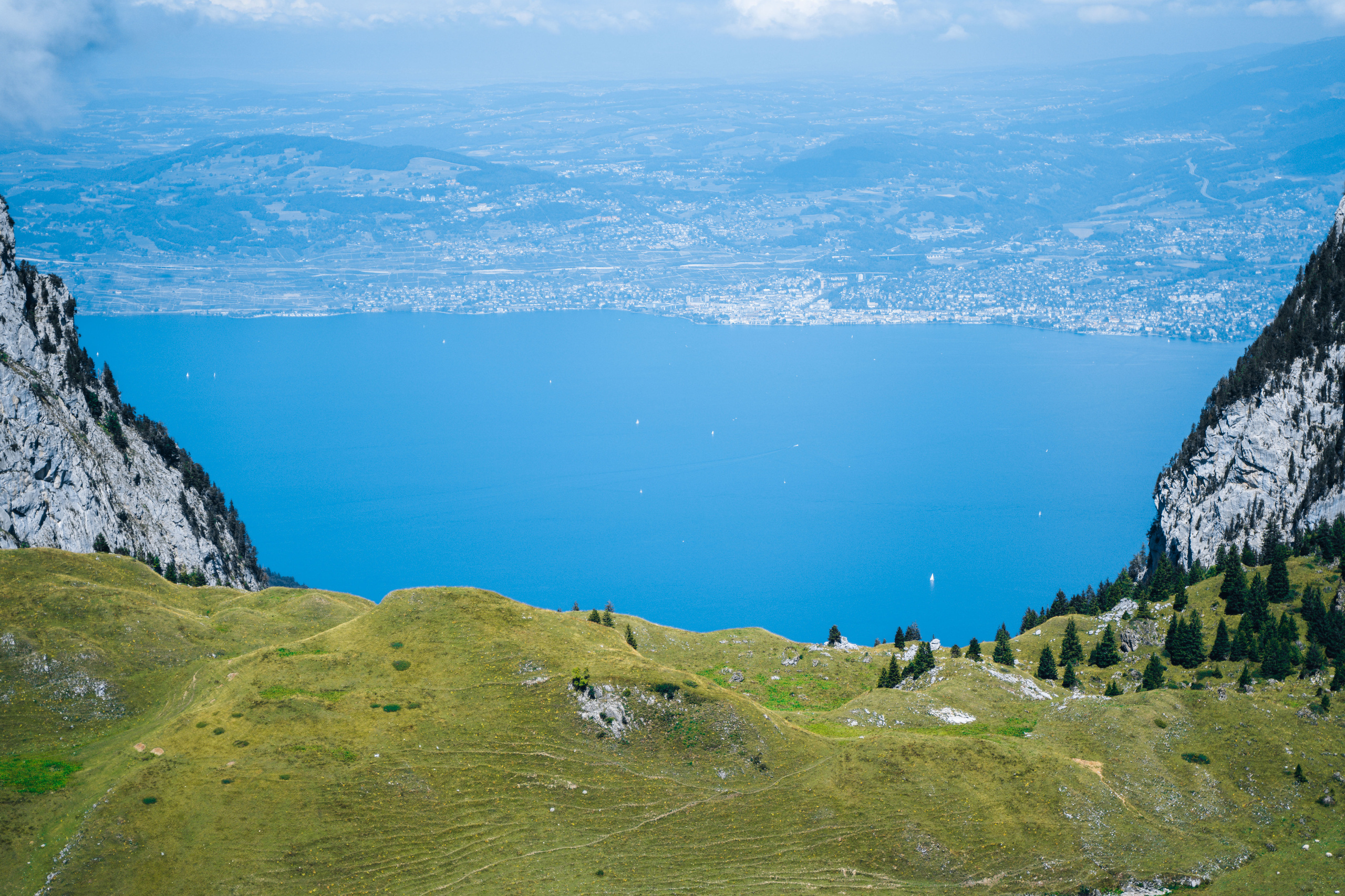 Swiss Landscape Photographer | Geneva, Alps & Lake Geneva - Tanya. Professional Wedding Photographer Geneva & Romande Switzerland | Tanya Creator