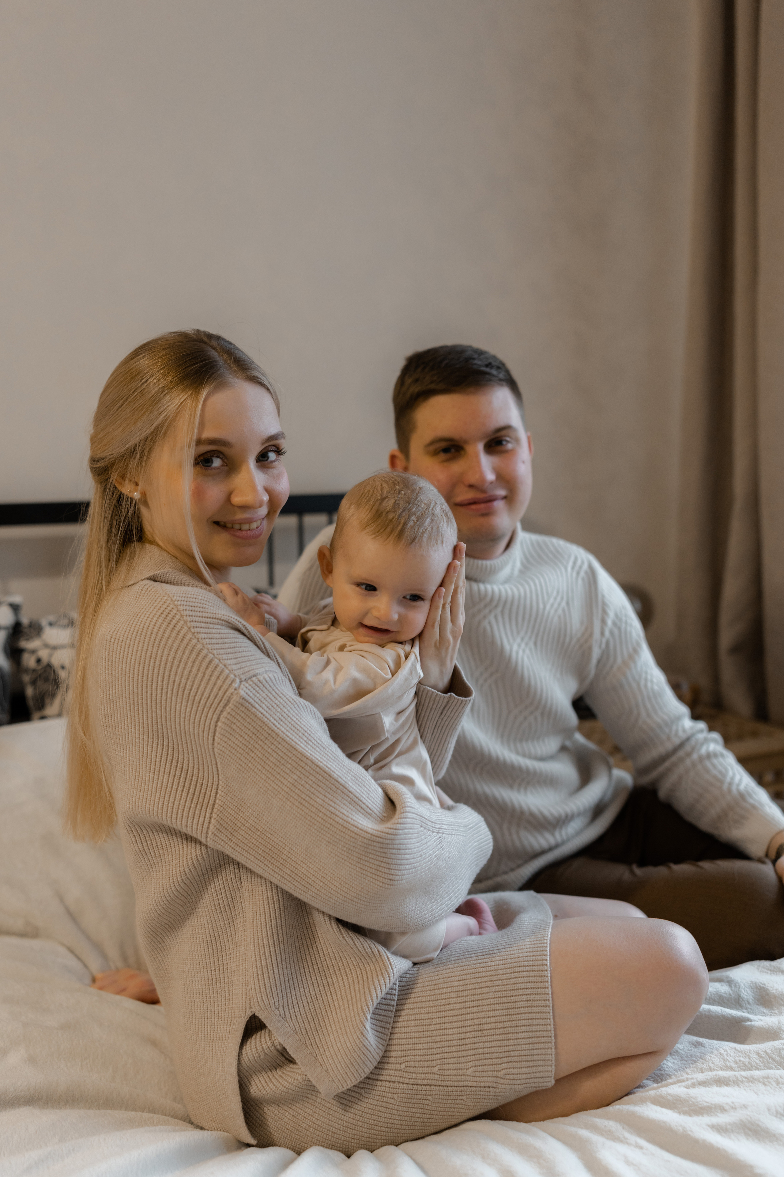 Arina, Ilya, Artemiy. Профессиональный свадебный фотограф в Женеве и Швейцарии | Таня Вовчецкая