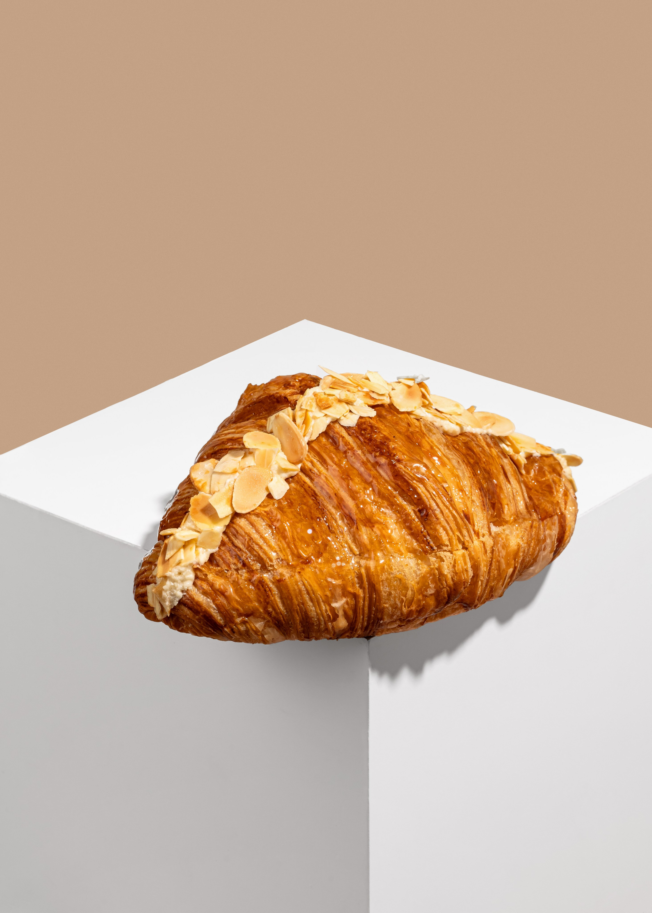 Чашка Кофе, круассаны. Екатерина Лементуева фуд-фотограф, предметный фотограф, Новосибирск