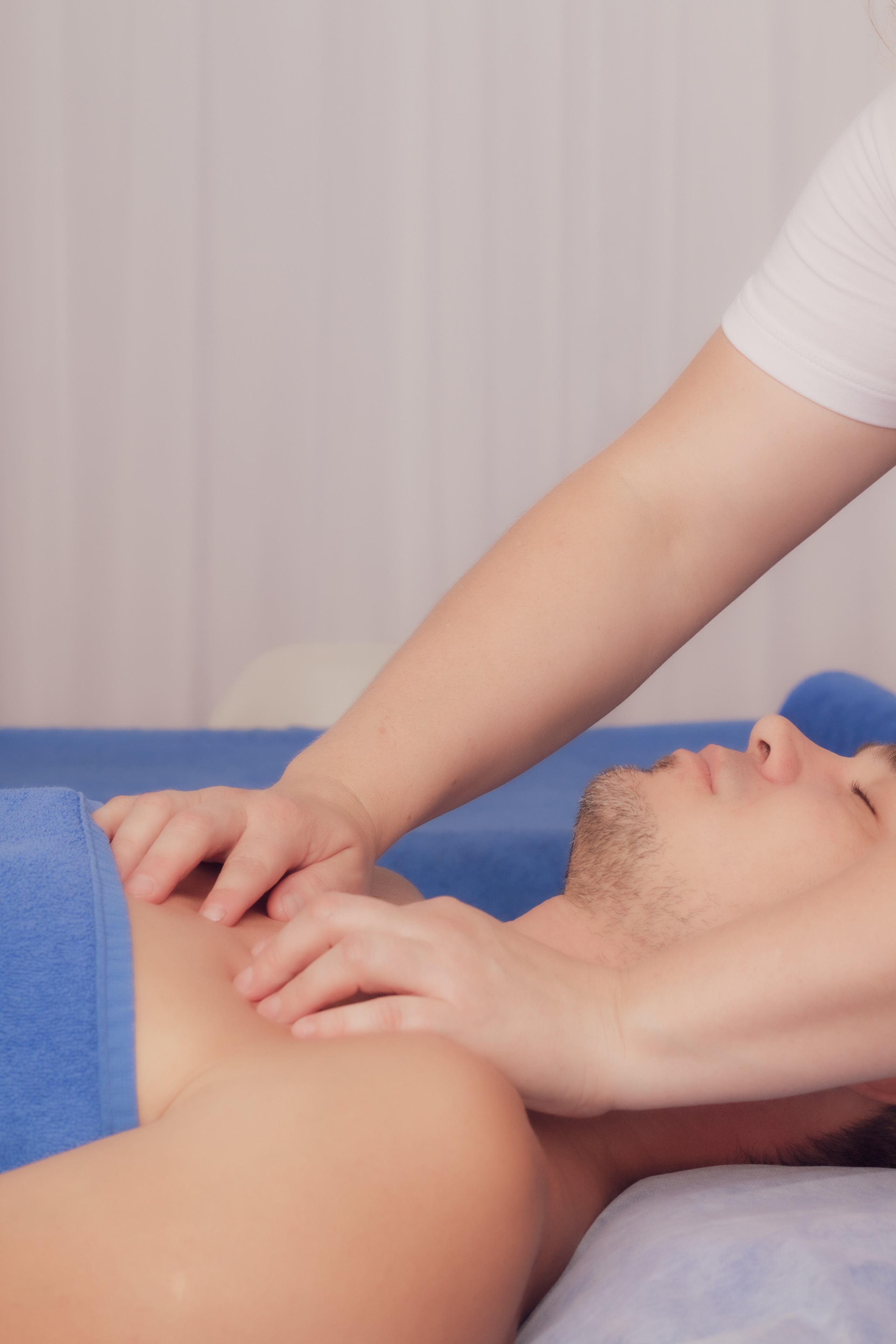 Контент-фотосессия для массажиста на полгода. Сервис фотоуслуг во Владивостоке