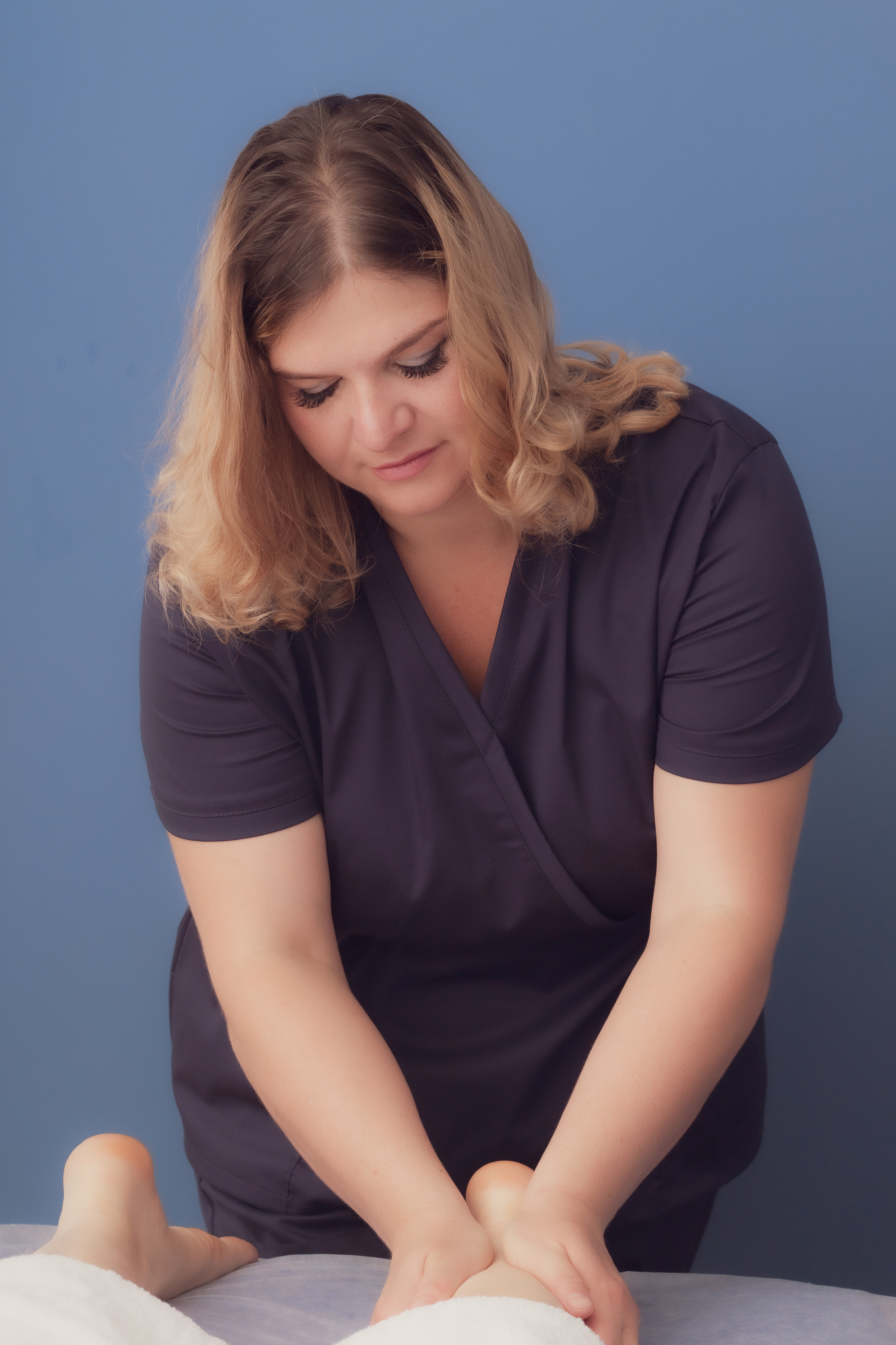 Контент-фотосессия для массажиста на полгода. Сервис фотоуслуг во Владивостоке