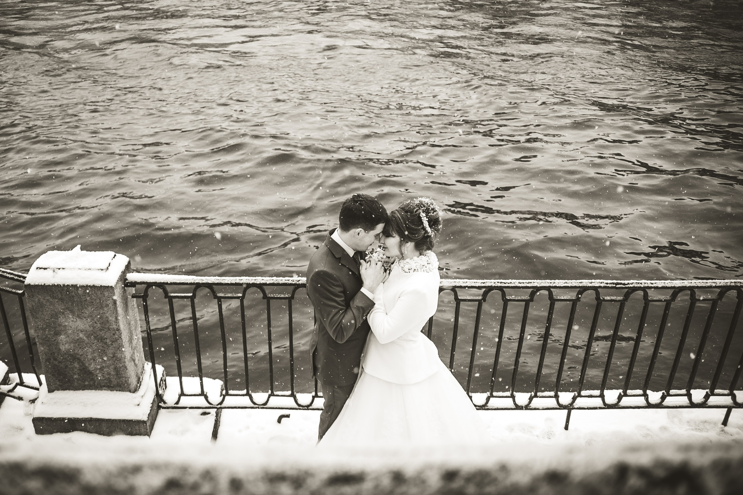 Свадьбы и Love-story. Репортажный фотограф и видеограф в Санкт-Петербурге
