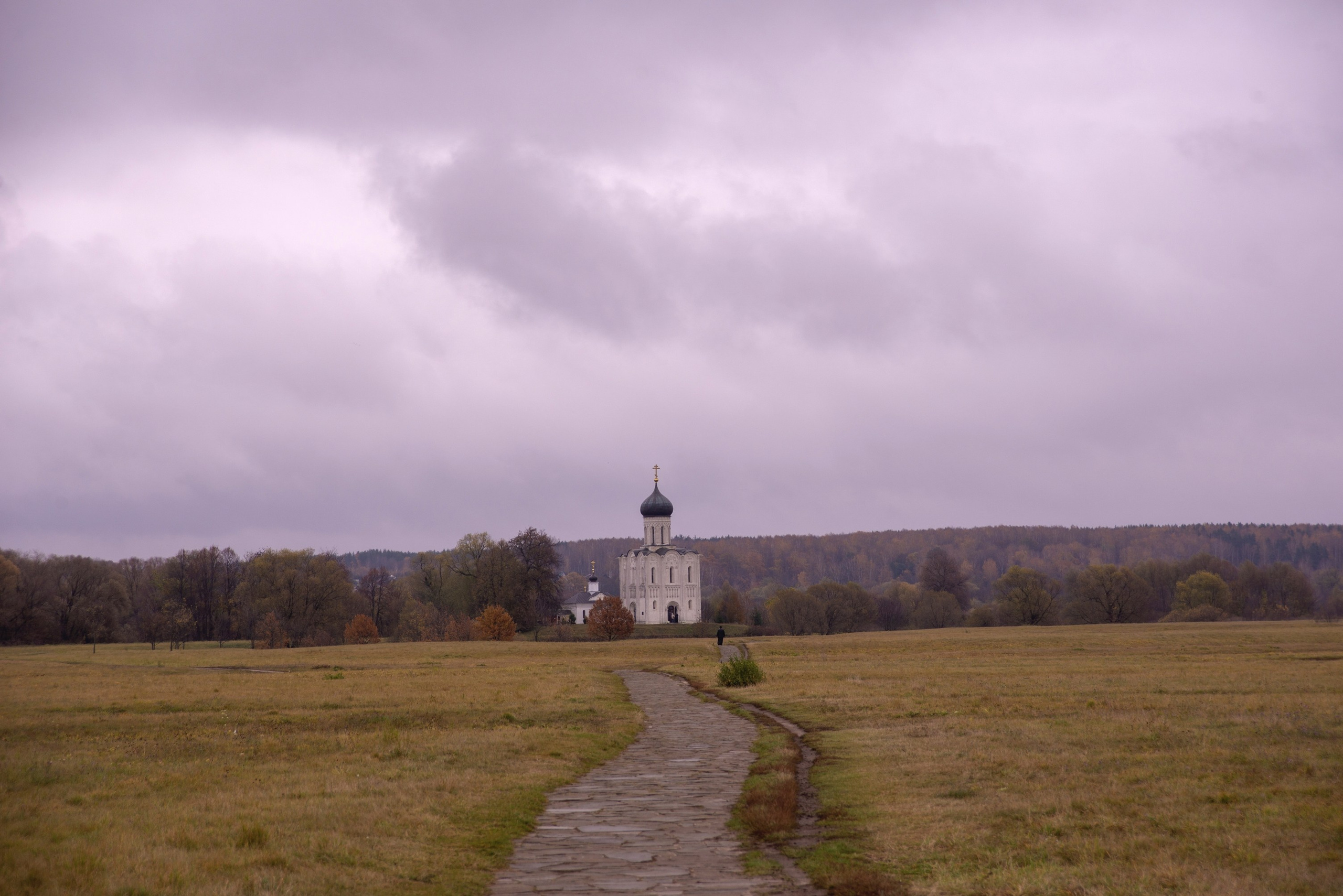 Боголюбово. Октябрь 2023. Игорь Жучков. Россия увиденная глазами путешествующего фотографа