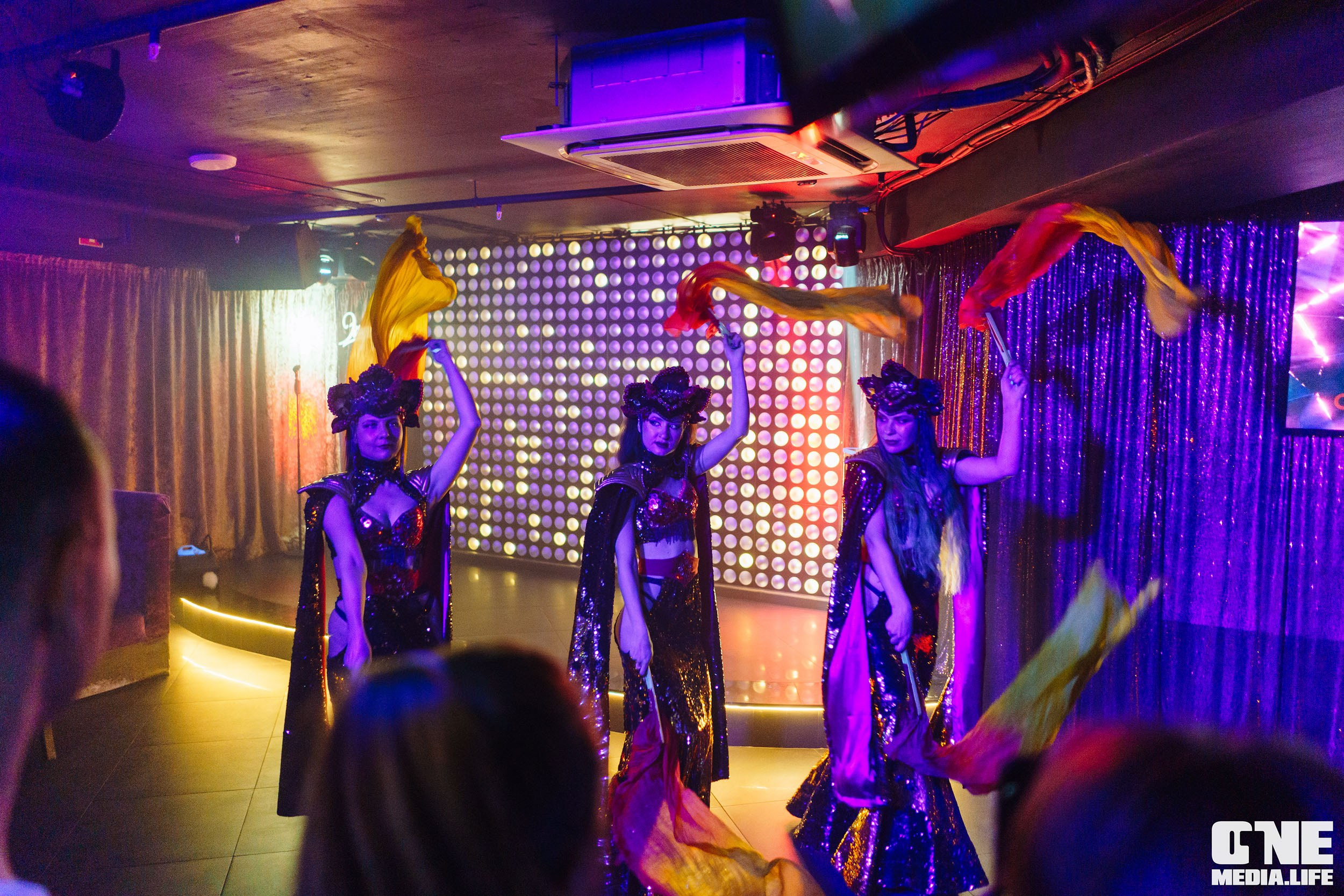 Караоке марафон в караоке-клубе Эйфория. One Media Life: фоторепортажи, фотоотчеты с мероприятий и заведений