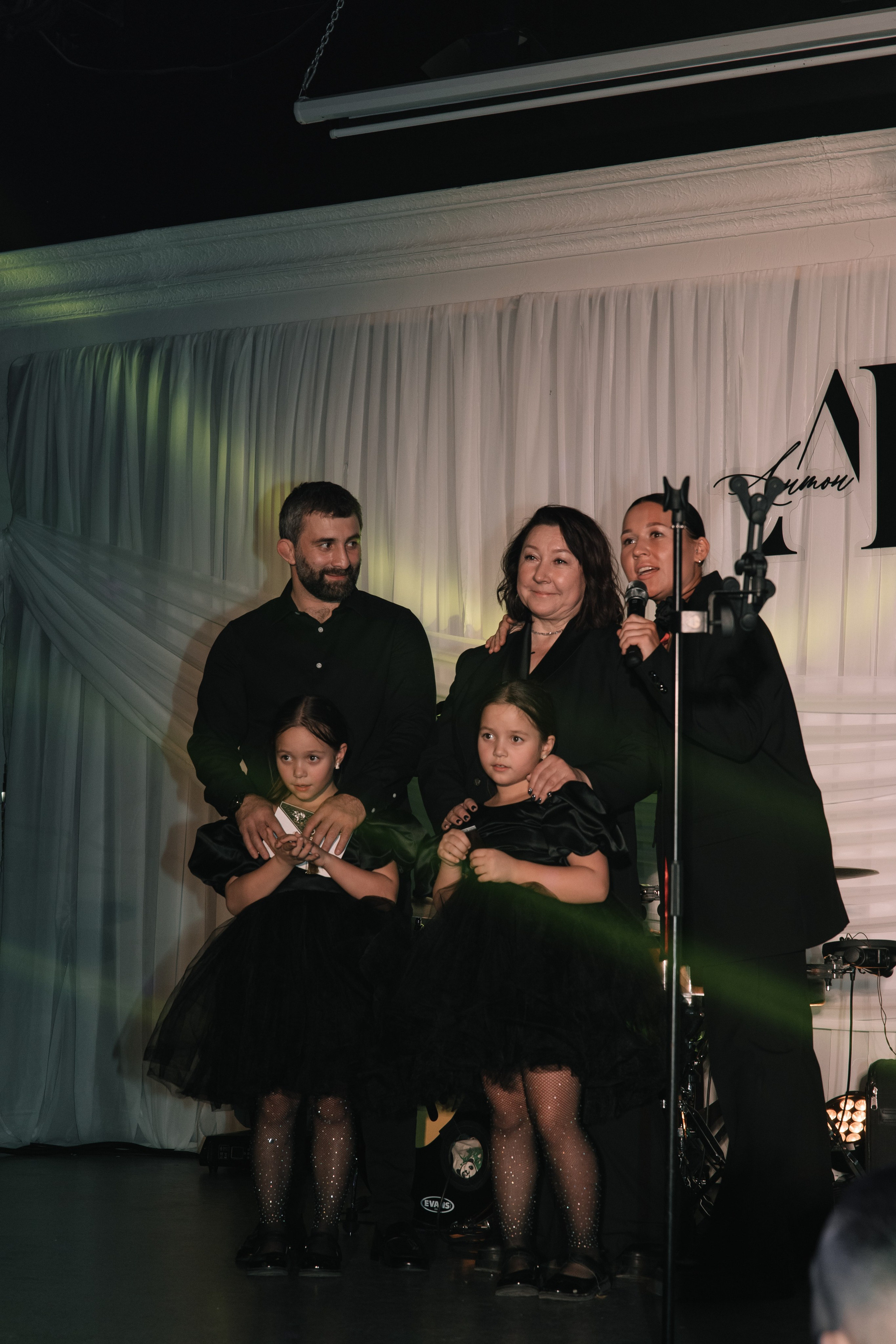 Держи меня за руку. Ваш фотограф  Наволоцкая Юлия