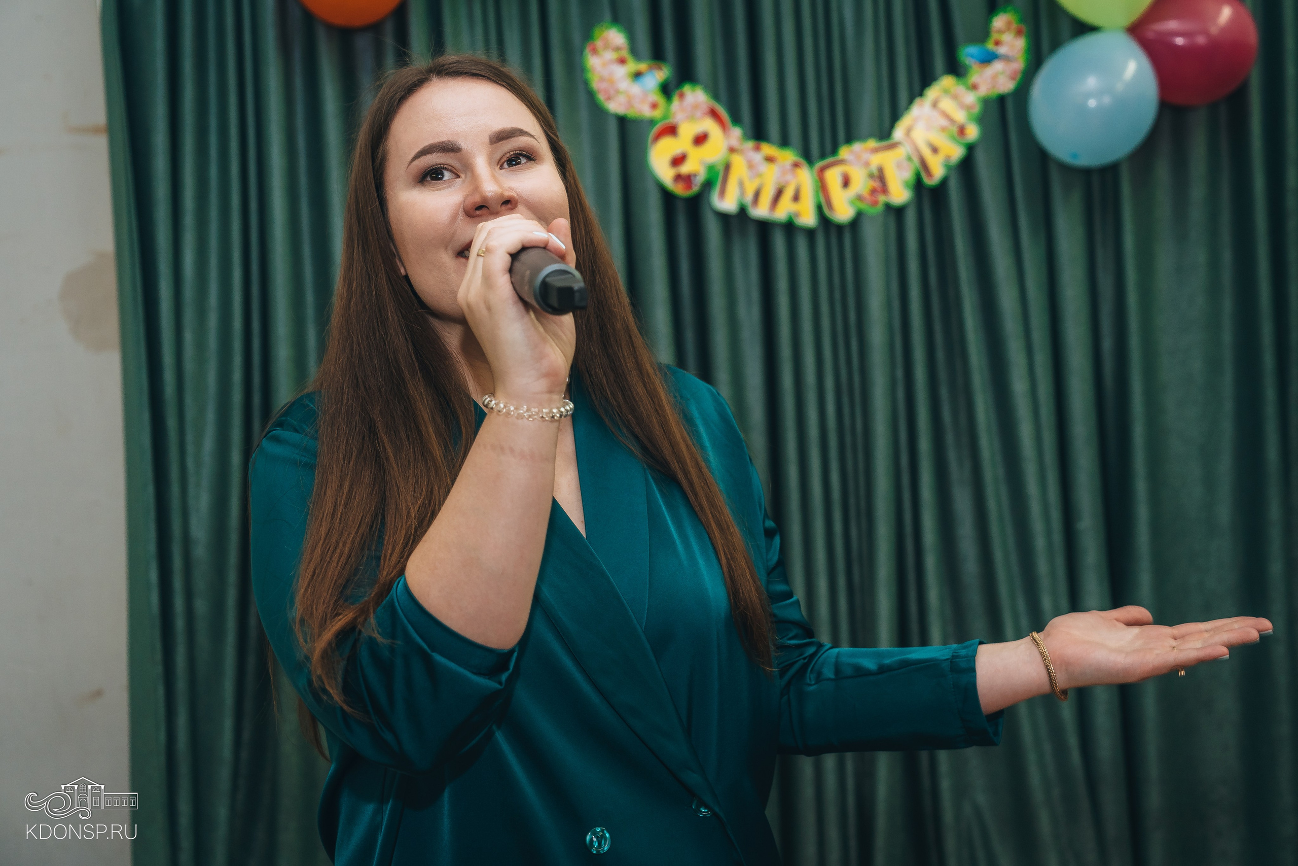 В преддверии праздника весны. Новотитаровский Дом культуры