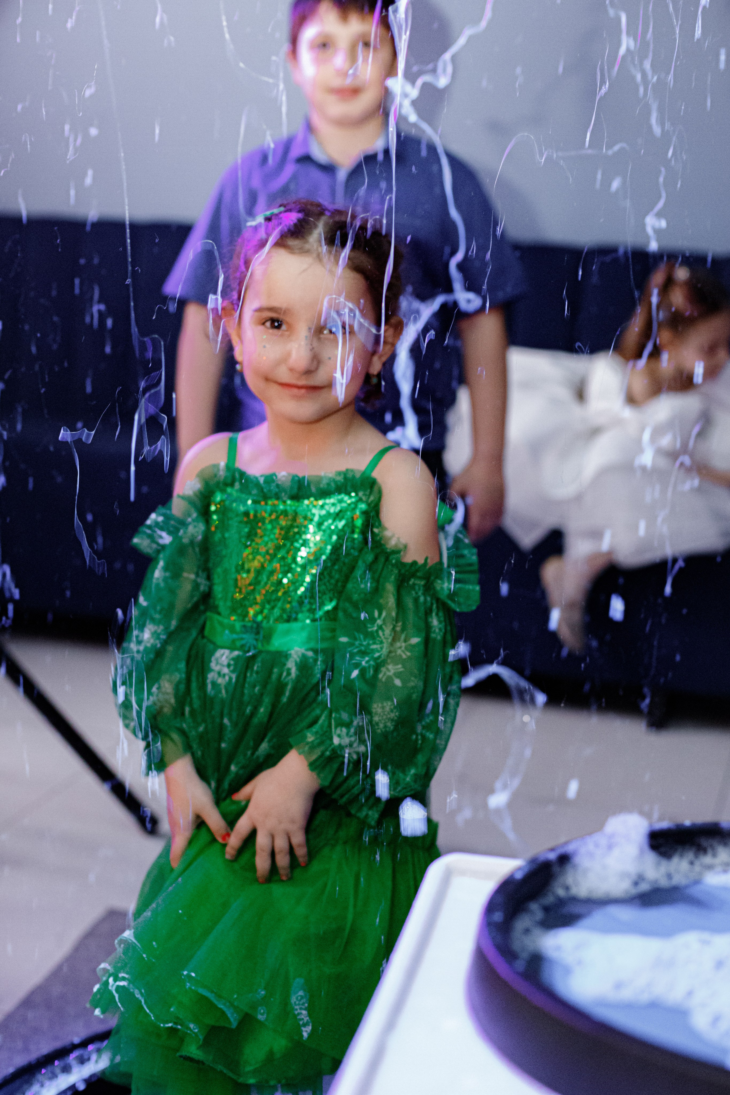 ASIA'S BIRTHDAY PARTY. Photokarish