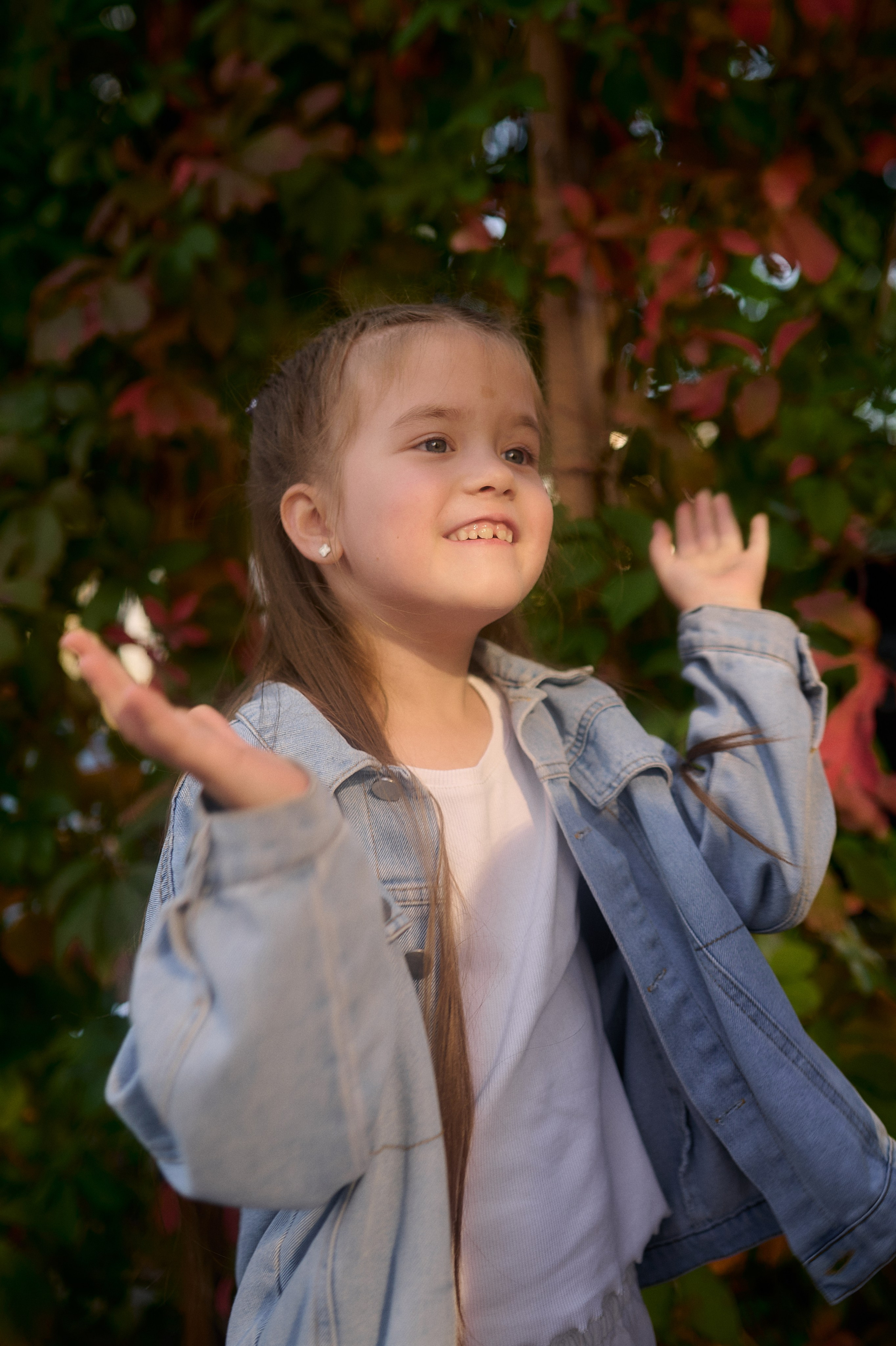 Катя и Ника. Прогулка по Новому Арбату. Семейный и свадебный lifestyle-фотограф в Москве Мария Петрова