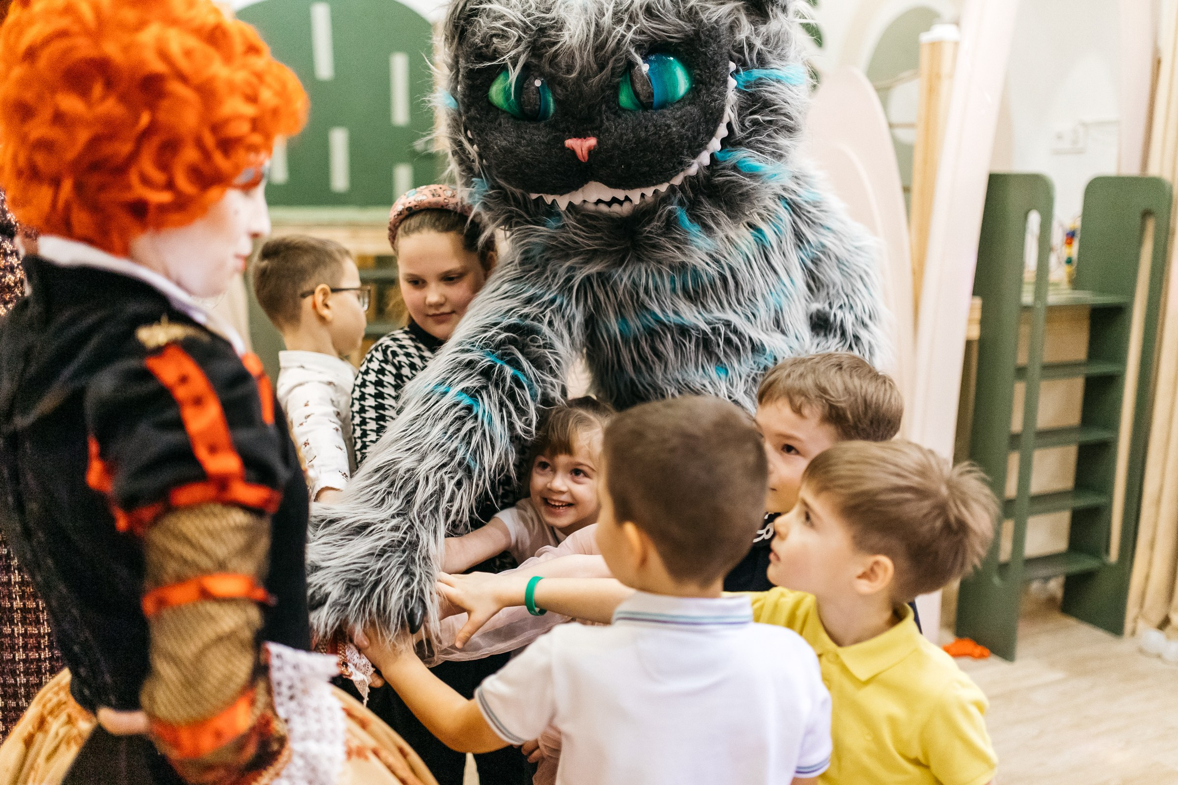 Алиса в стране чудес