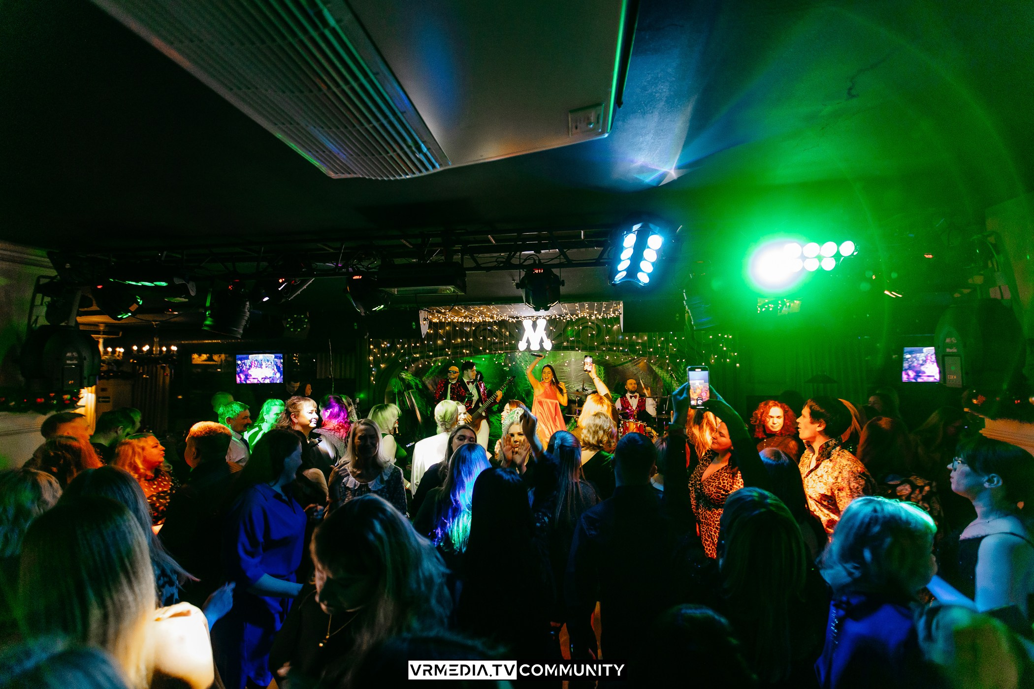 Новогодний вечер в ресторане «Мюнхен»