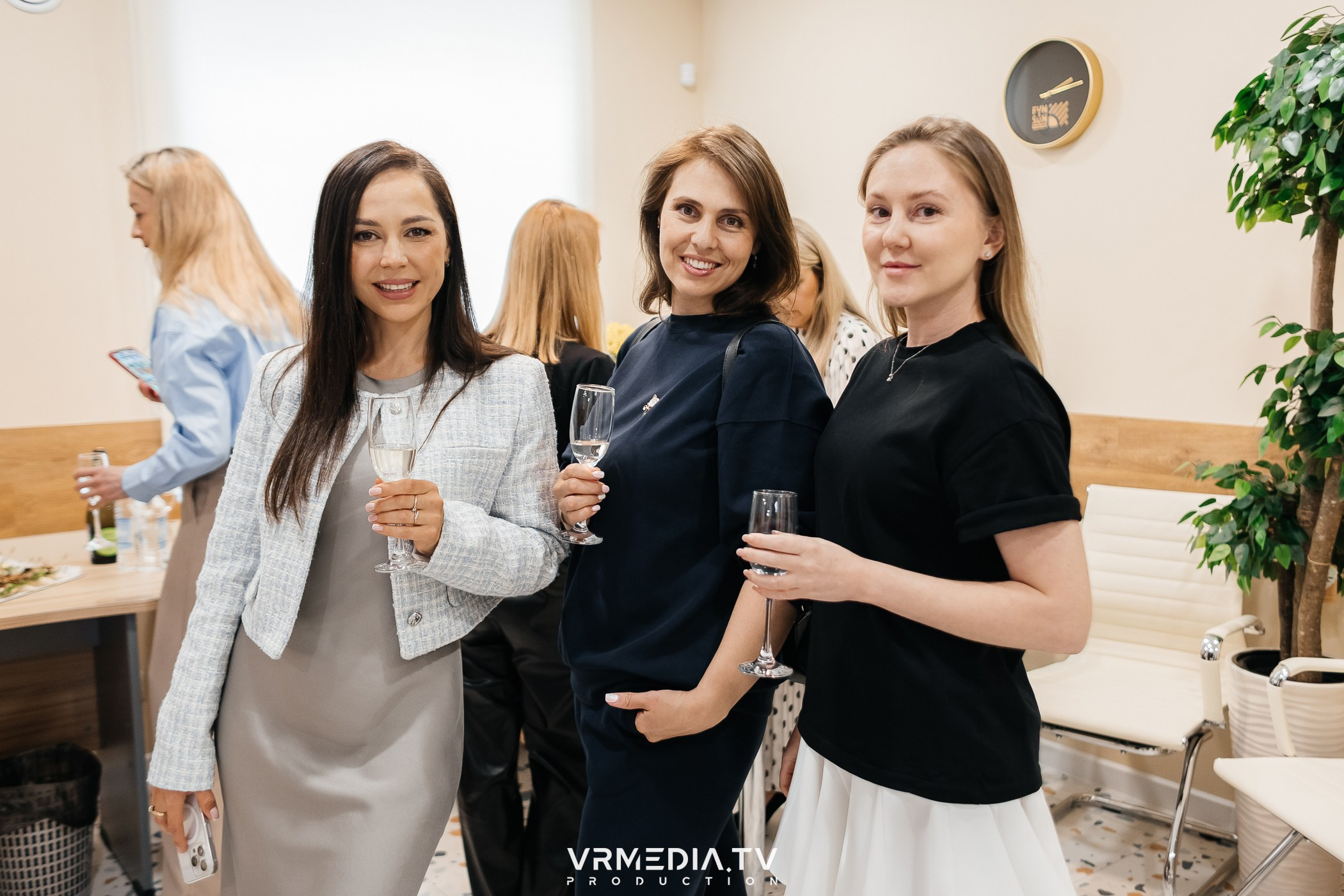 Business travel brunch