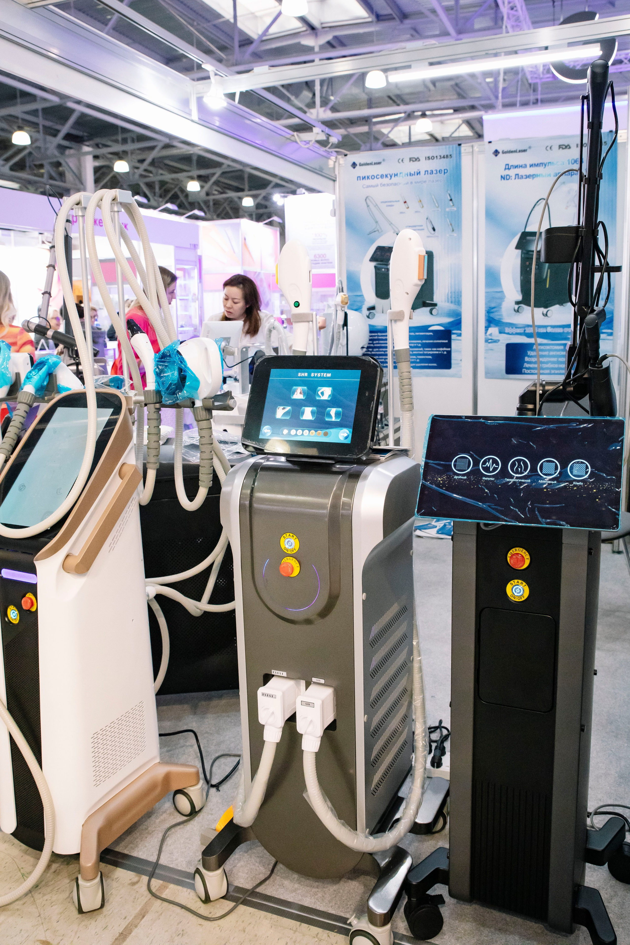 Выставка BEAUNITY by InterCHARM 2026. Профессиональный фотограф в Москве | Заказать фотосессию и съемку