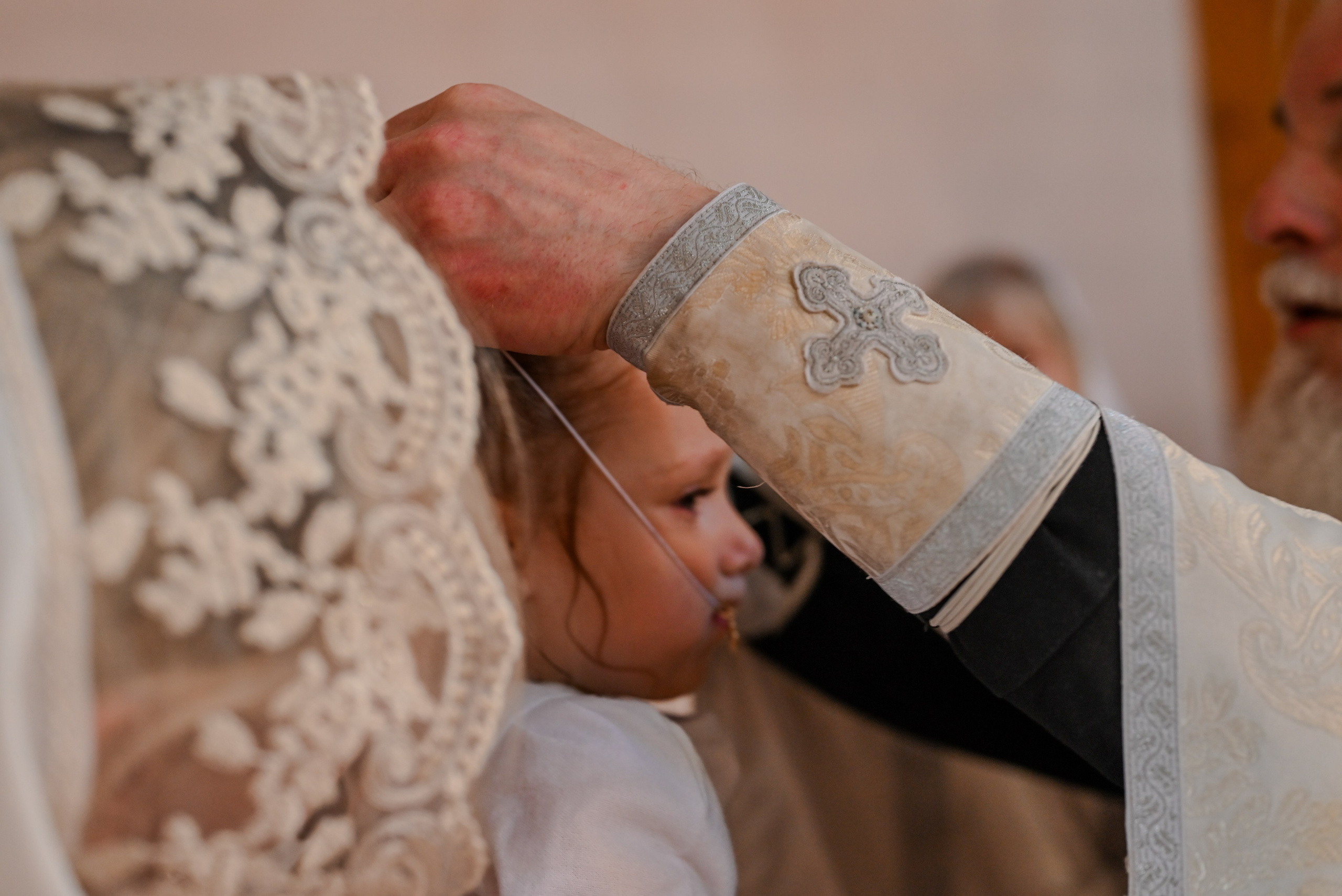 Крещение мама Анна. Семейный и детский фотограф Москва