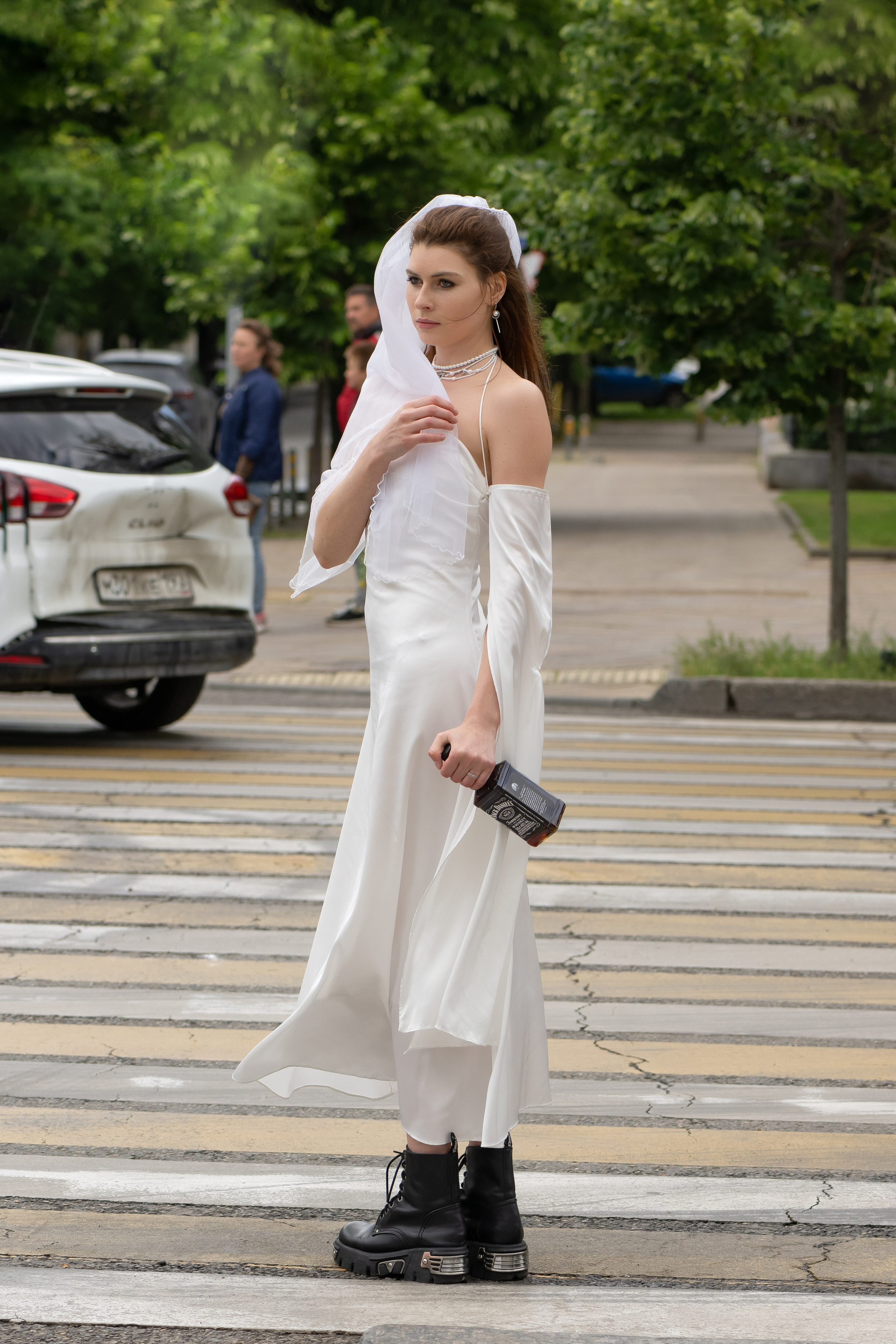 СБЕЖАВШАЯ НЕВЕСТА (история в каждом кадре). Главная