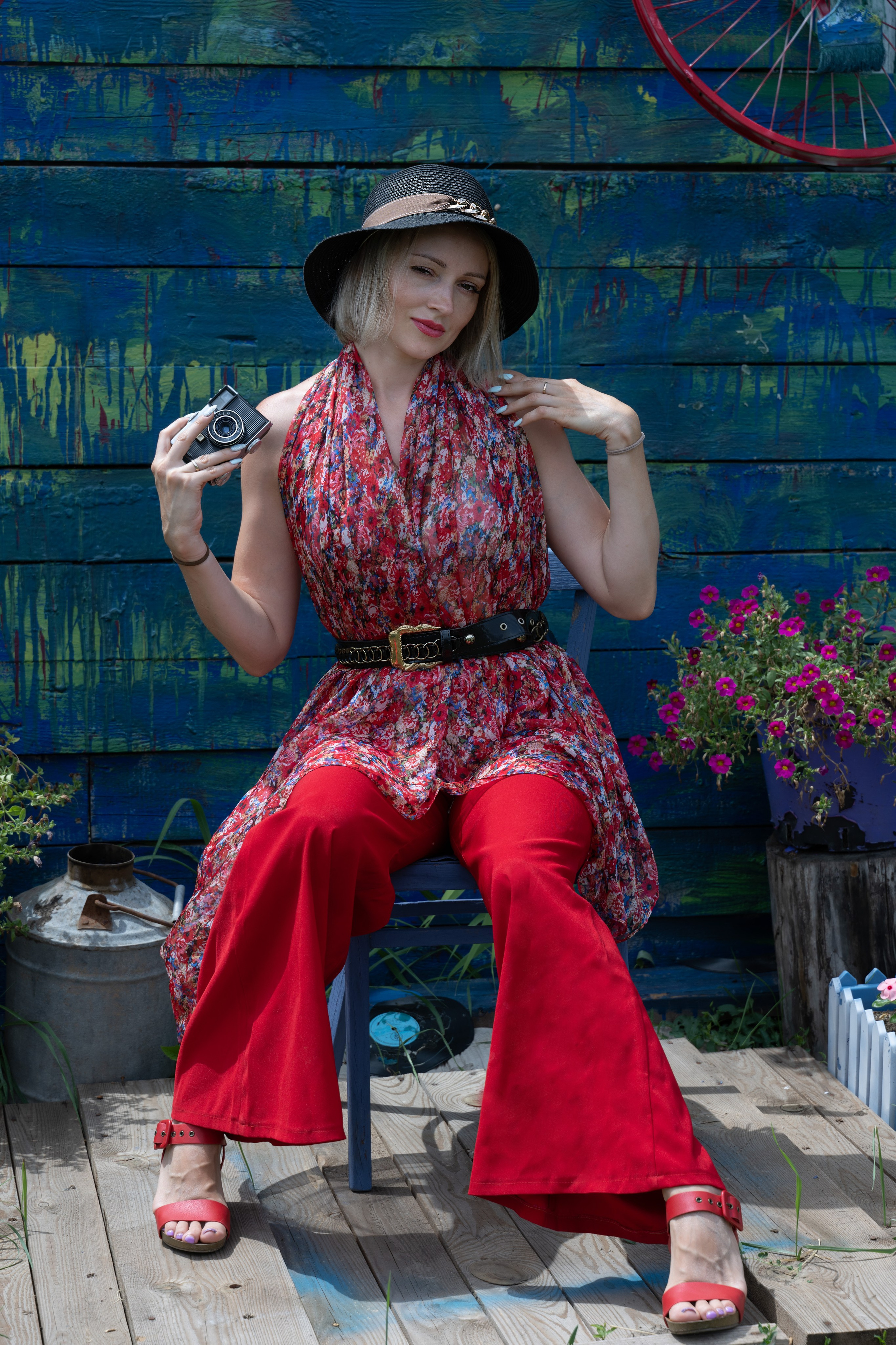 Не студийные. Главная