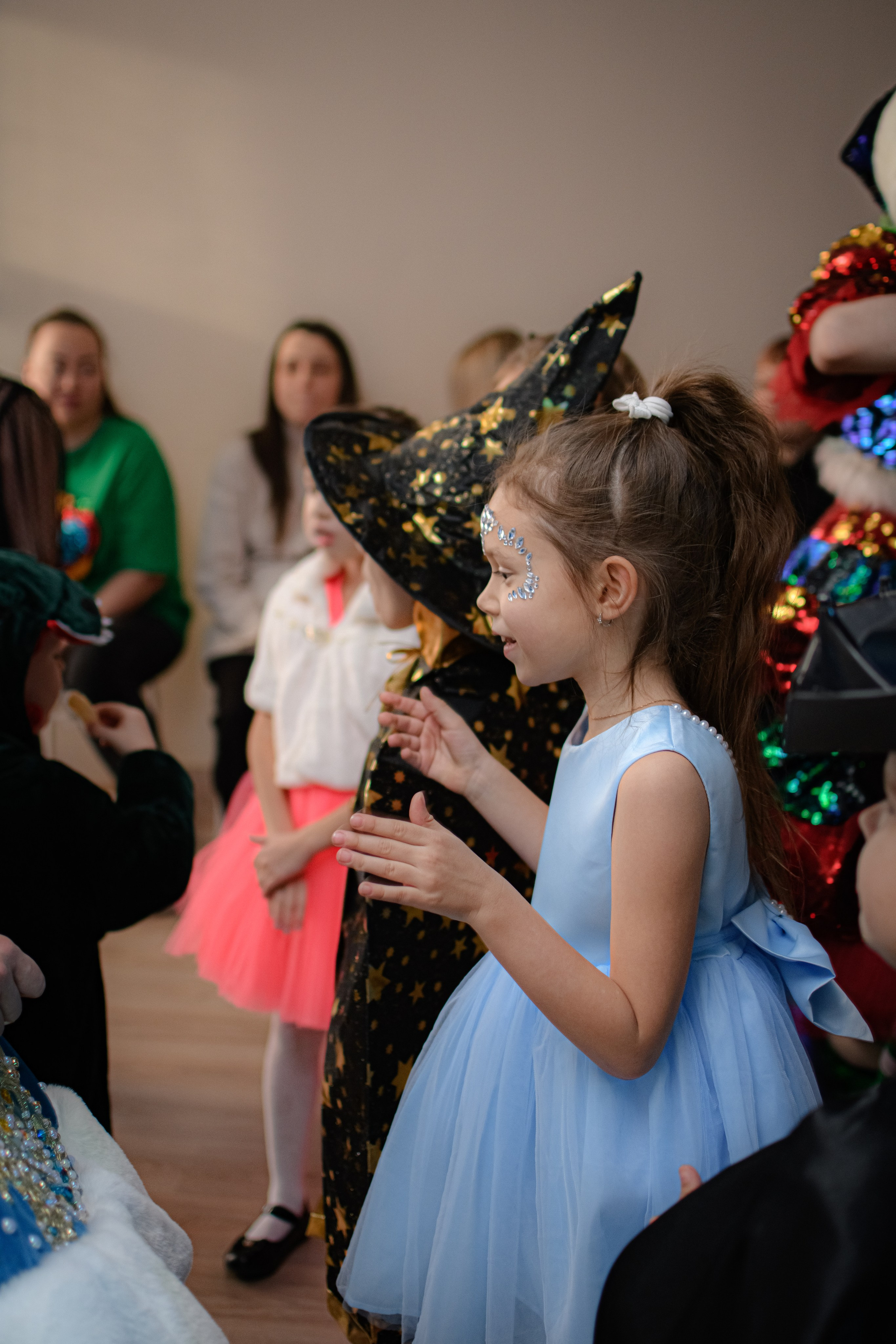 HAPPY NEW YEAR. Photokarish