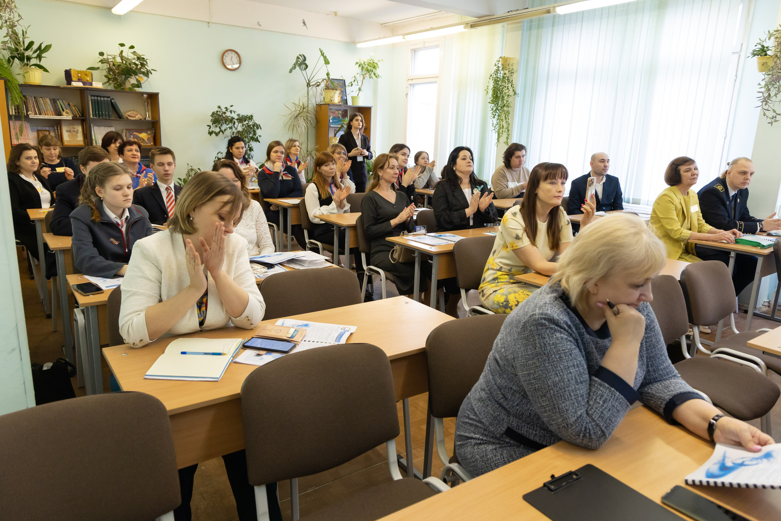 XIV ПМОФ '24. Школа 683. Евгений Матвеев — фотограф в Санкт-Петербурге