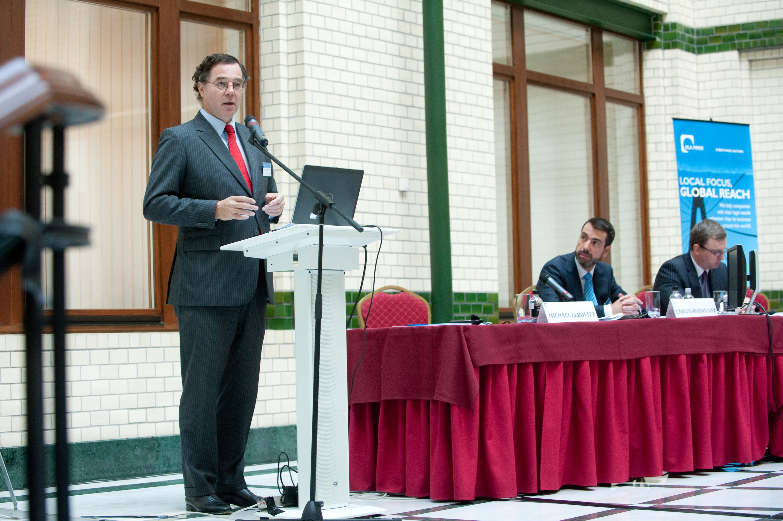 DLA Piper. Портретный и семейный фотограф в Санкт-Петербурге Эдуард Потемкин