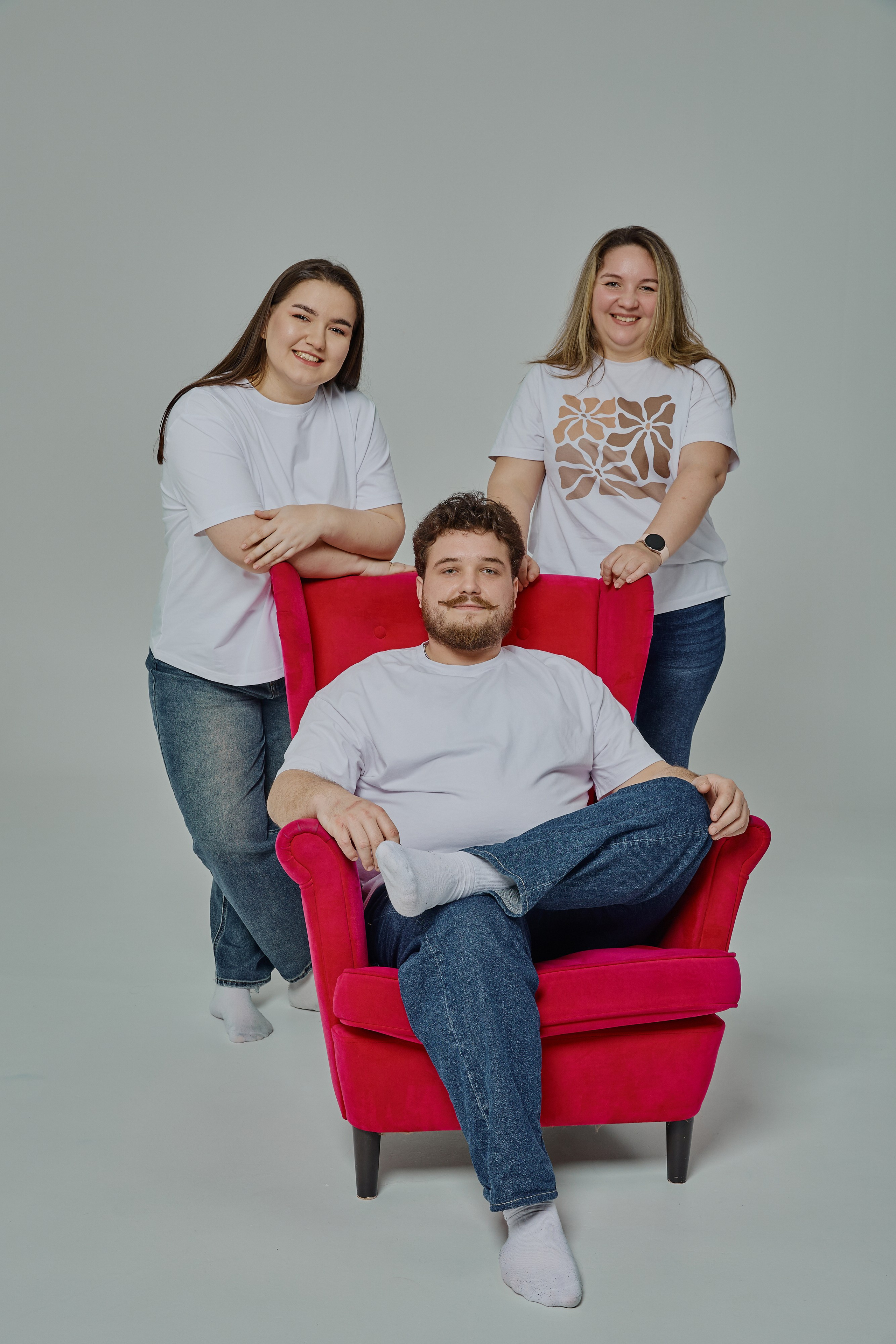 Семейная фотосессия в студии