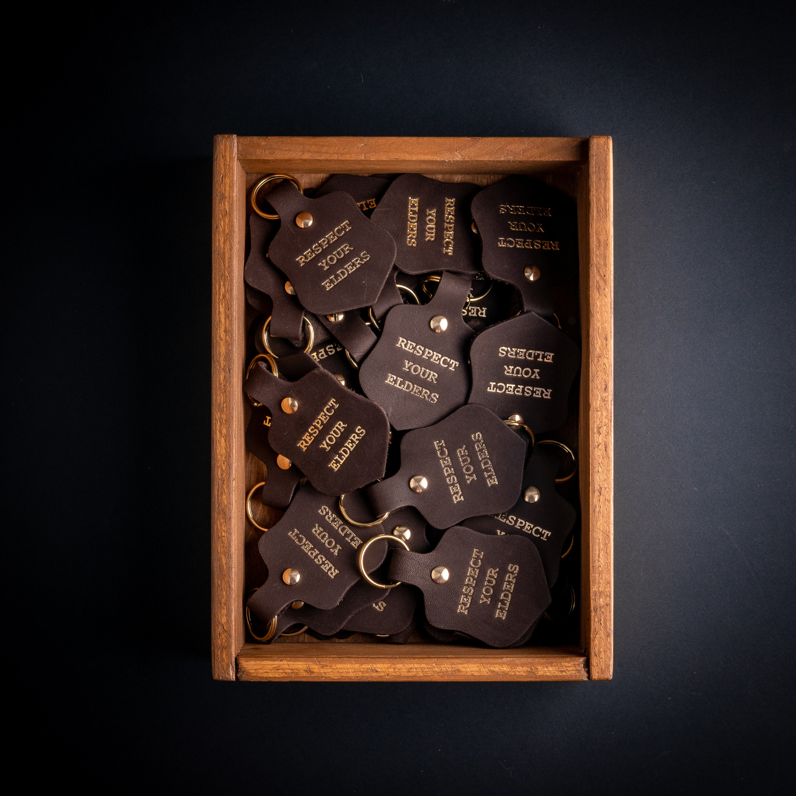 Брелоки Respect Your Elders. Автомобильный фотограф Антон Цырулев