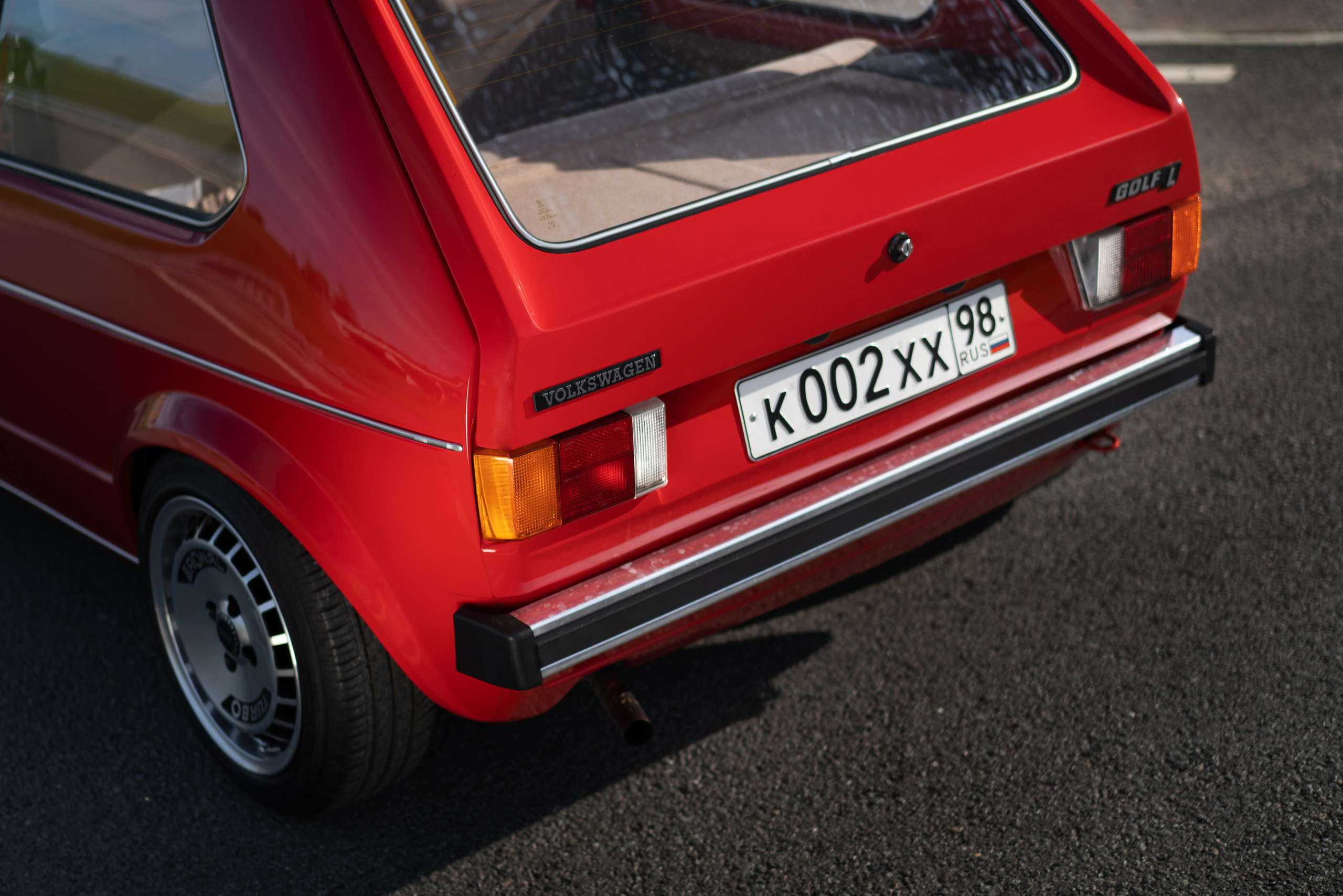 Volkswagen Golf законодатель жанра. Автомобильный фотограф Антон Цырулев