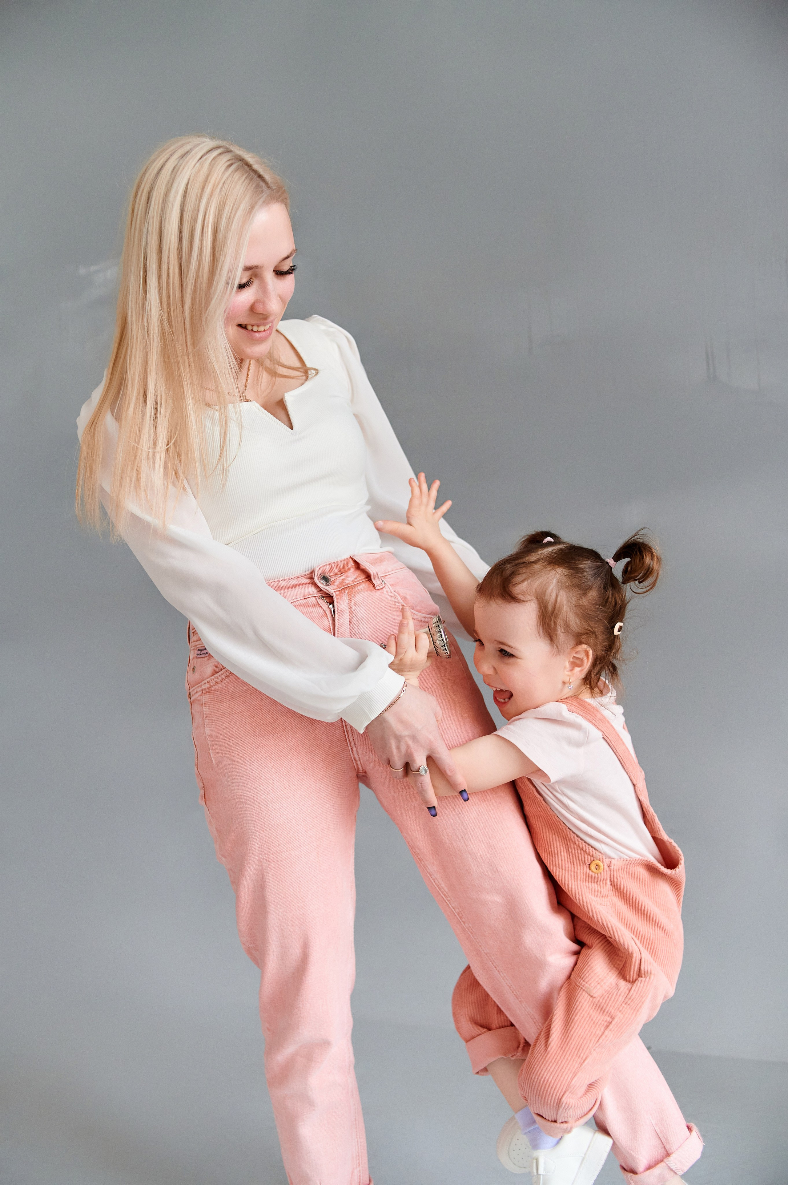 В студии. Семейный и детский фотограф в г. Ногинске Ангелина Хасанова