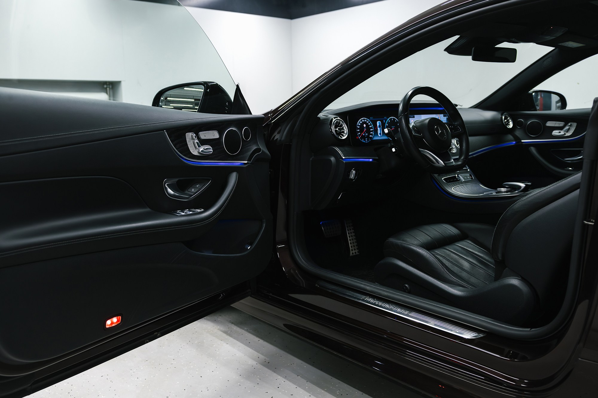 Mercedes-Benz E-класс 2.0 AT, 2018, 50 500 км. Автосалон «Х-Авто»