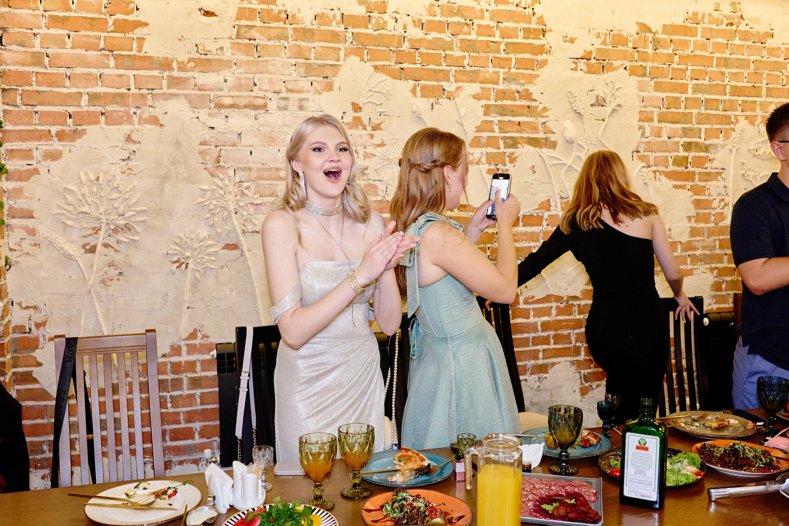 Выпускной 35 Сош. Фотограф Выпускные альбомы Таганрог Сергей Коробченко