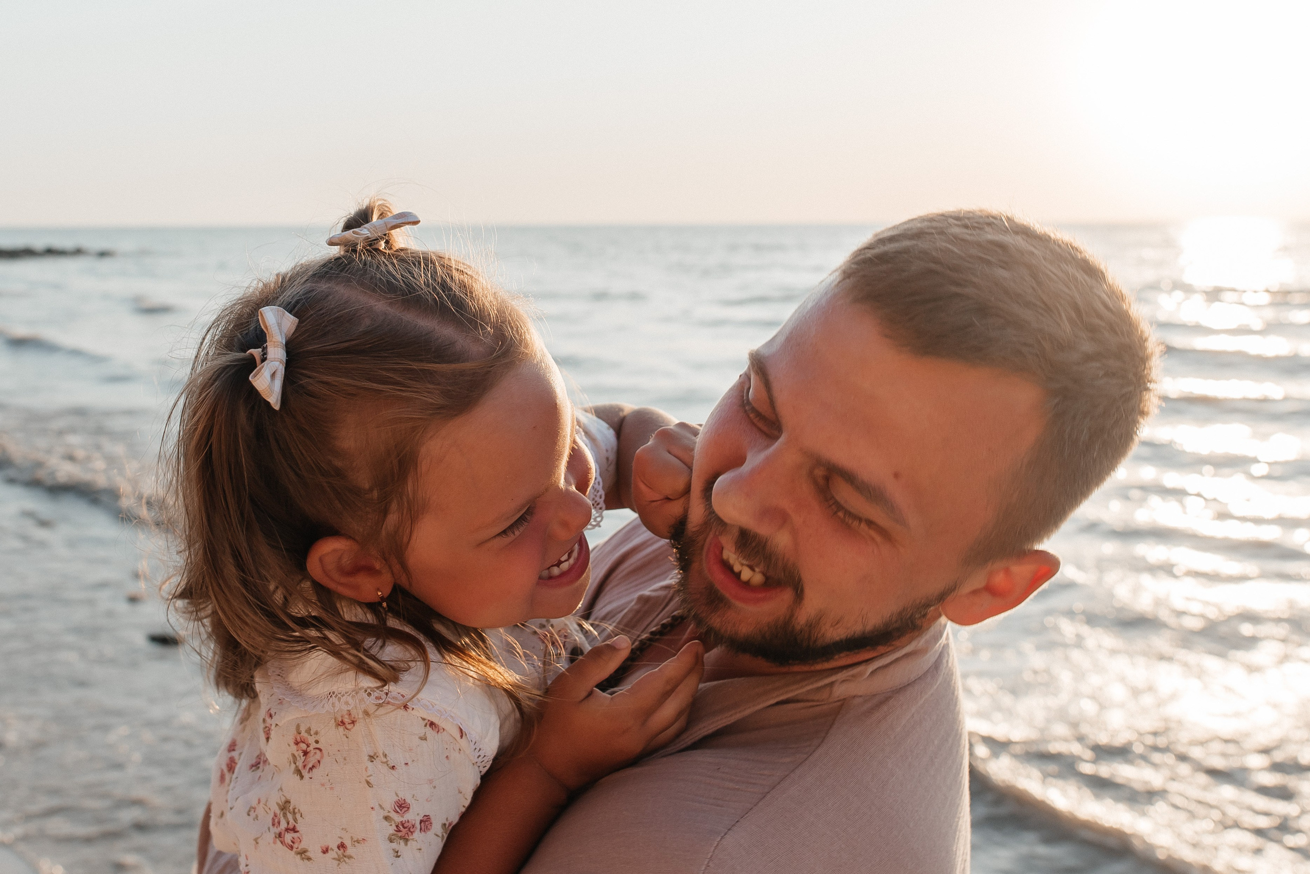 Семейная прогулка на маяке. Детский и семейный фотограф выпускной альбом Приморско-Ахтарск
