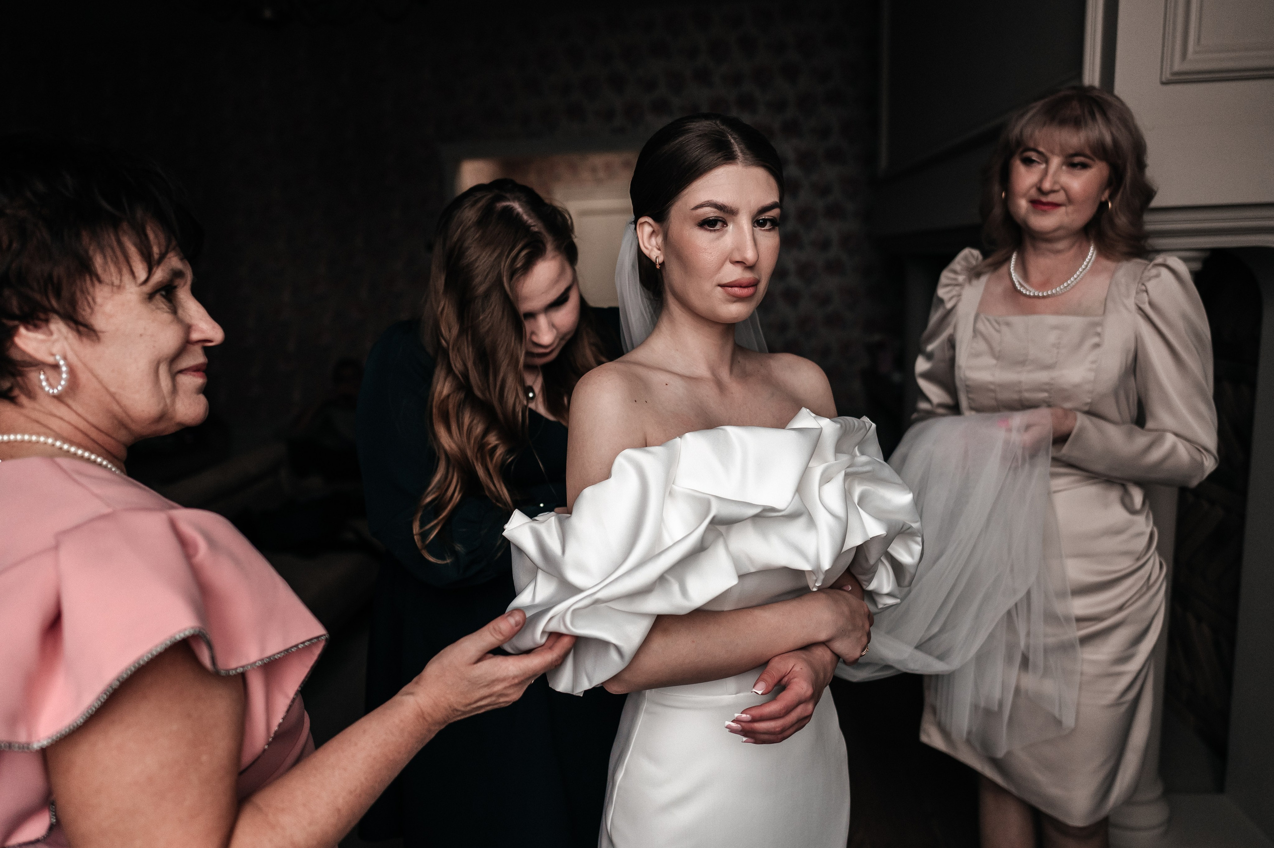 Дмитрий и Алина. Сборы. Фотограф Екатерина Бочарникова