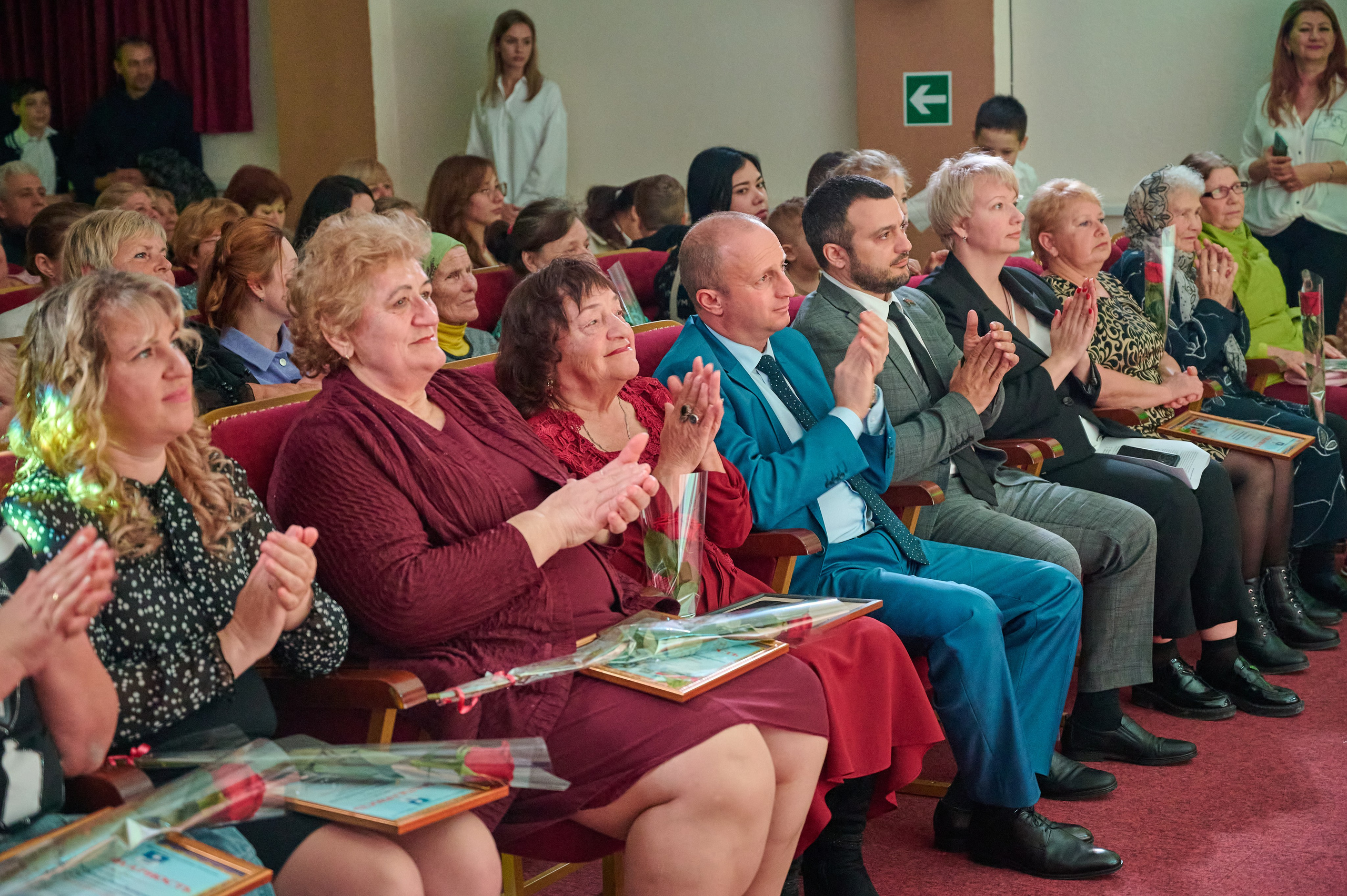 8 марта Виноградный. Жизнь курорта Кабардинка в фотографиях