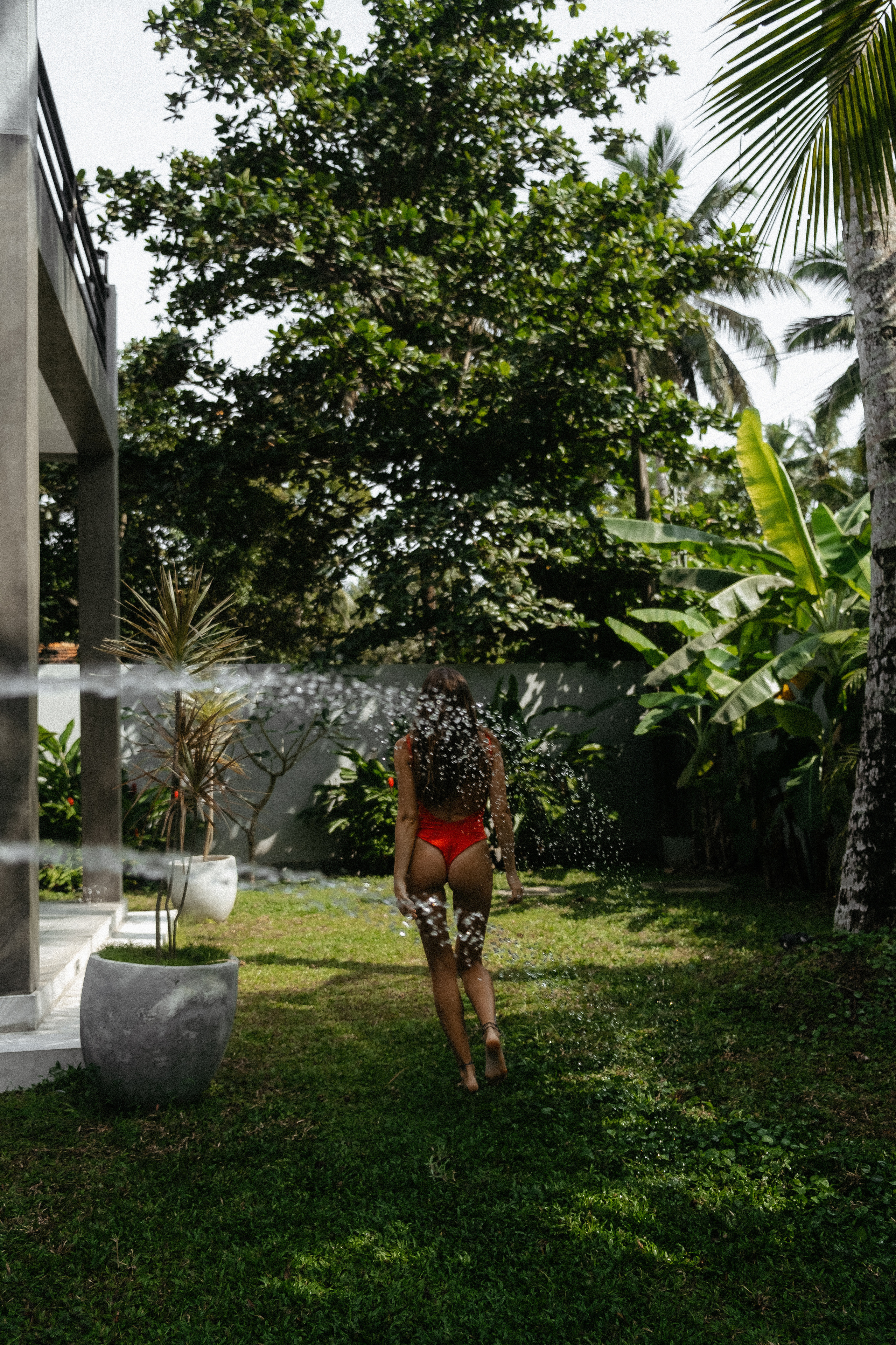 Spray. Не смотри на других, смотри внутрь себя