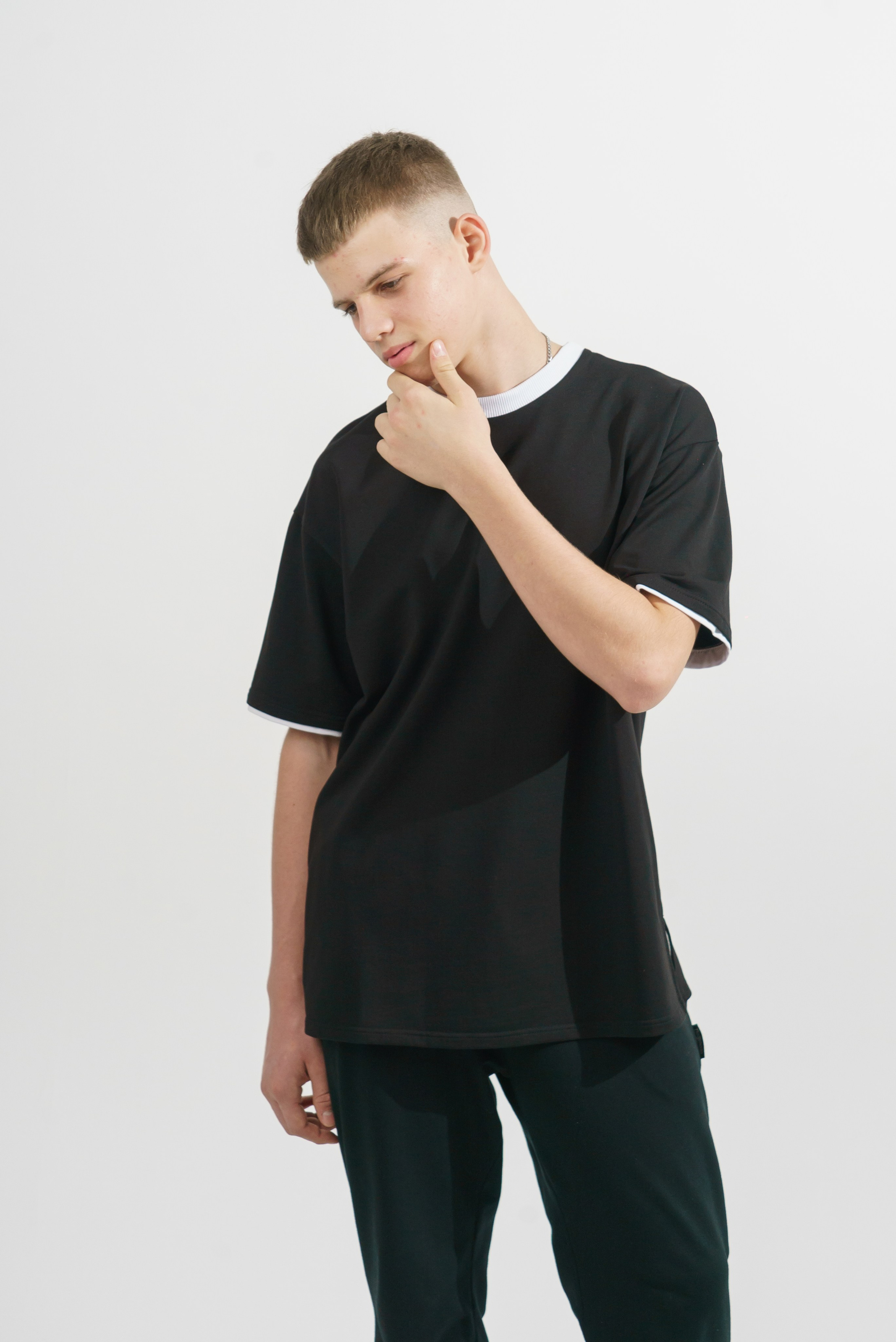 Предметная фотосъемка одежды для Wildberries и Ozon — бренды Краснодара. Фото и видеосъемка одежды для маркетплейсов Ozon, Wildberries. Шедевры для Вас! Фотограф и Видеограф в Краснодаре Пахиев Руслан