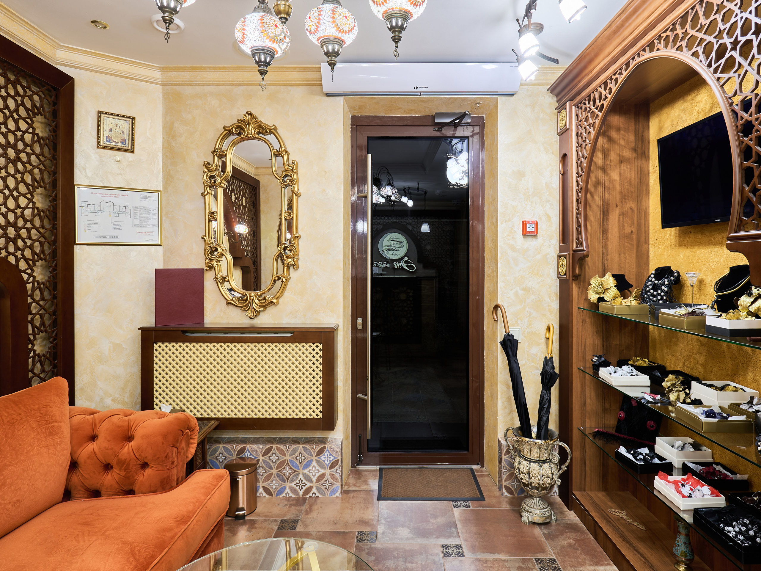 Салон красоты (Эмира). Автомобильный и интерьерный фотограф в Минске Александр Тагаев