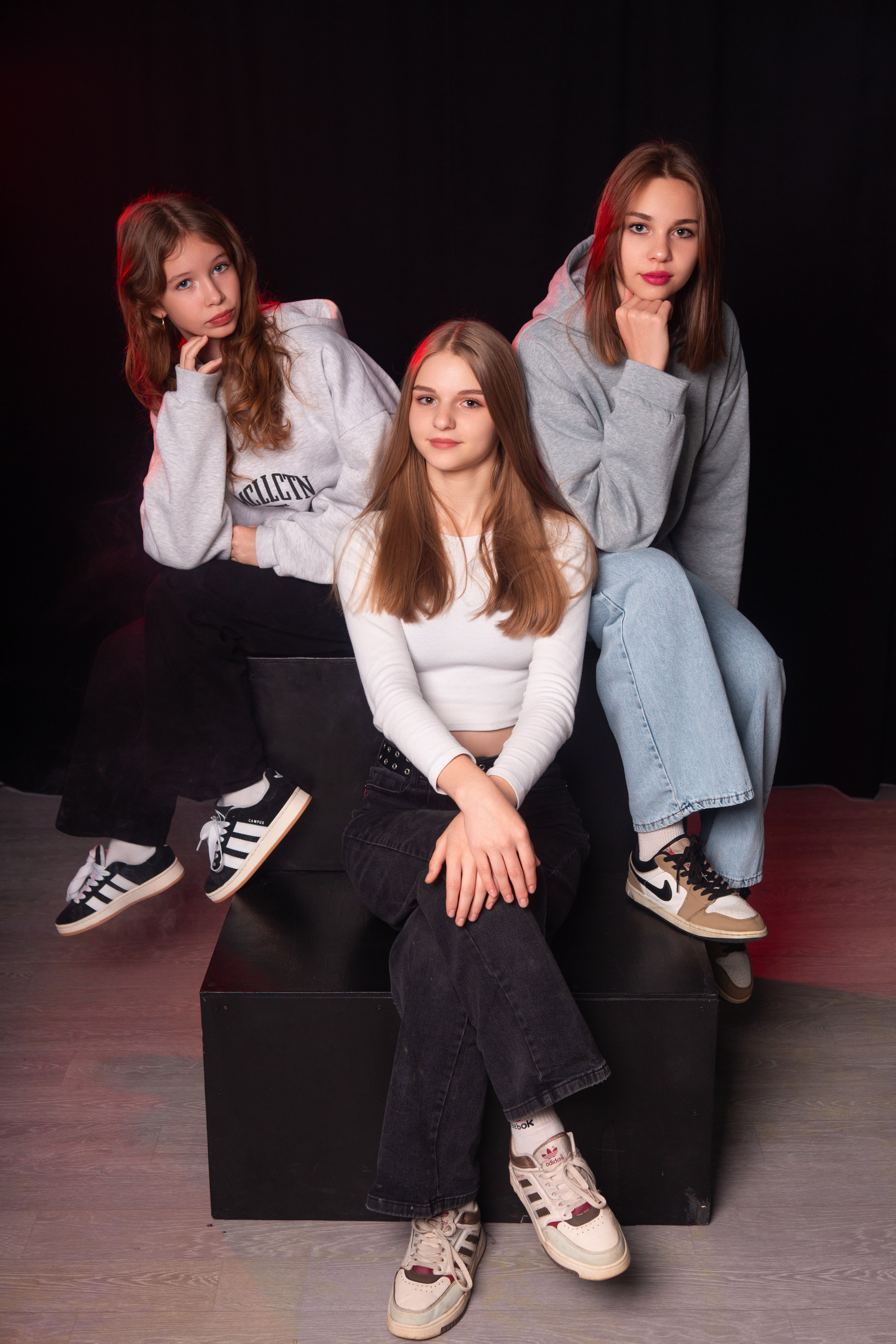 ФОТОСЕССИЯ С ЦВЕТНЫМ СВЕТОМ. ТВОЙ АЛЬБОМ / ТВОИ ПРАВИЛА