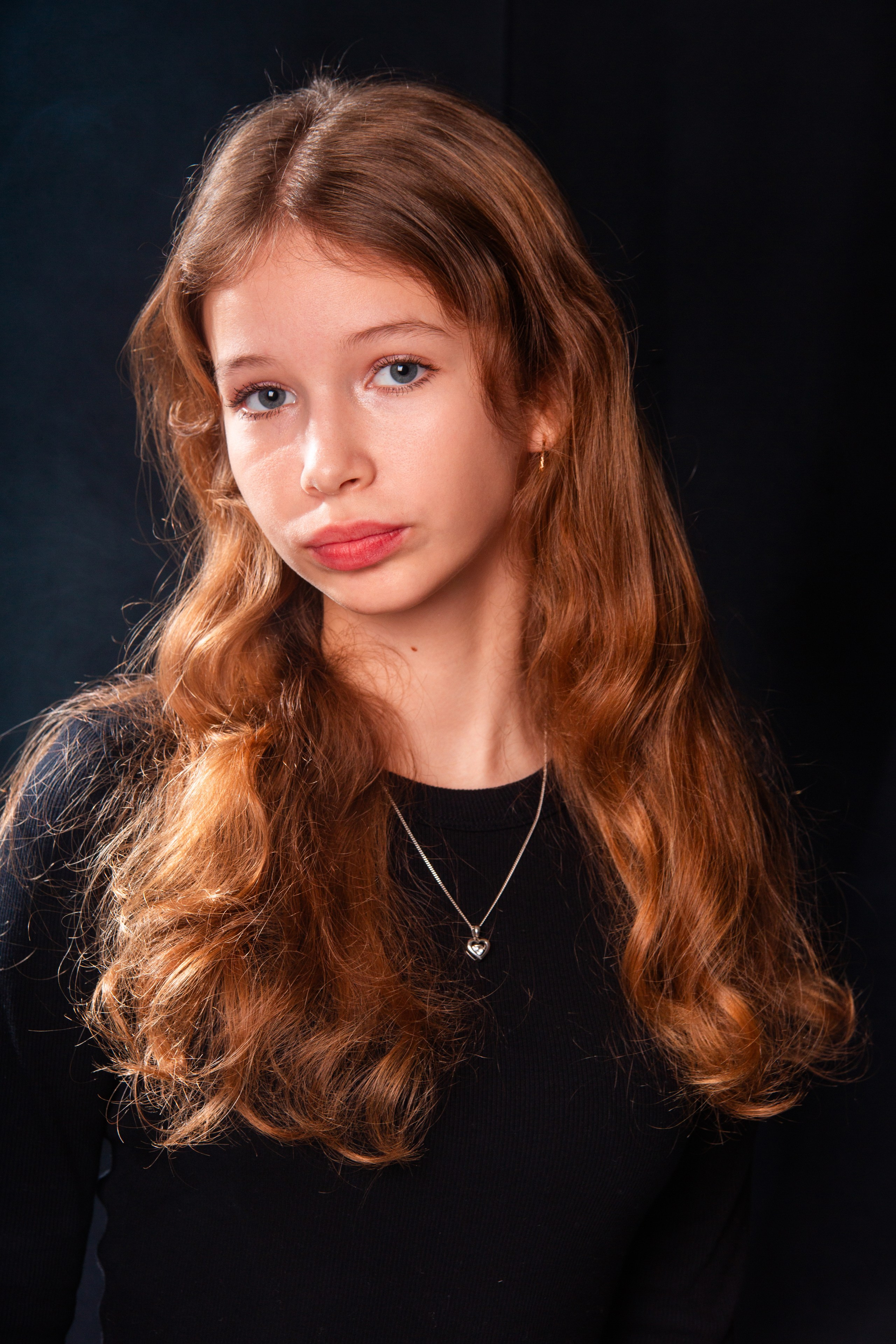 СЪЕМКА ПОРТРЕТОВ НА ЧЕРНОМ ФОНЕ + ДЫМ. ТВОЙ АЛЬБОМ / ТВОИ ПРАВИЛА