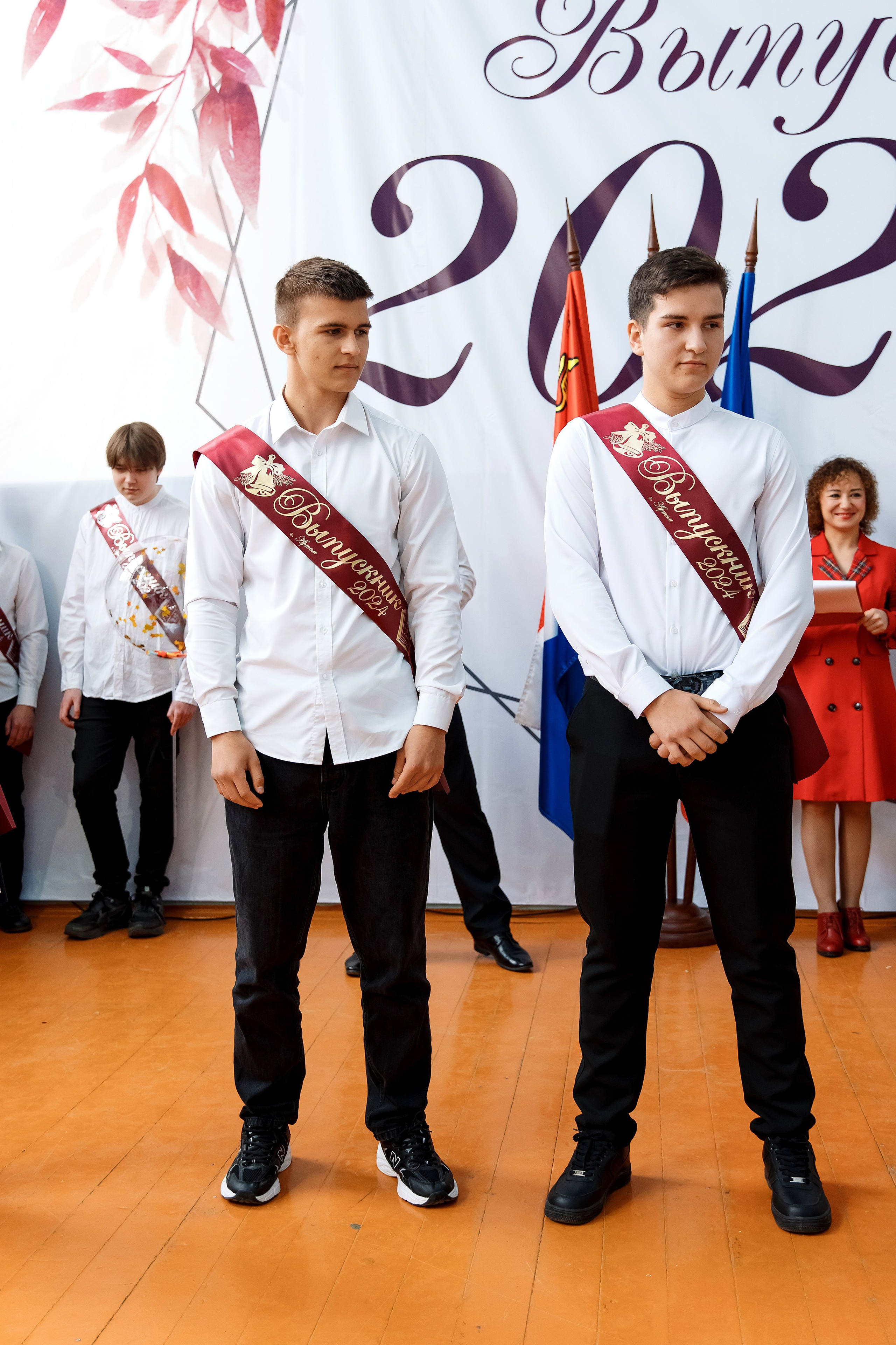 11 класс Последний звонок. Фотограф Любовь Корниенко, Примоский край