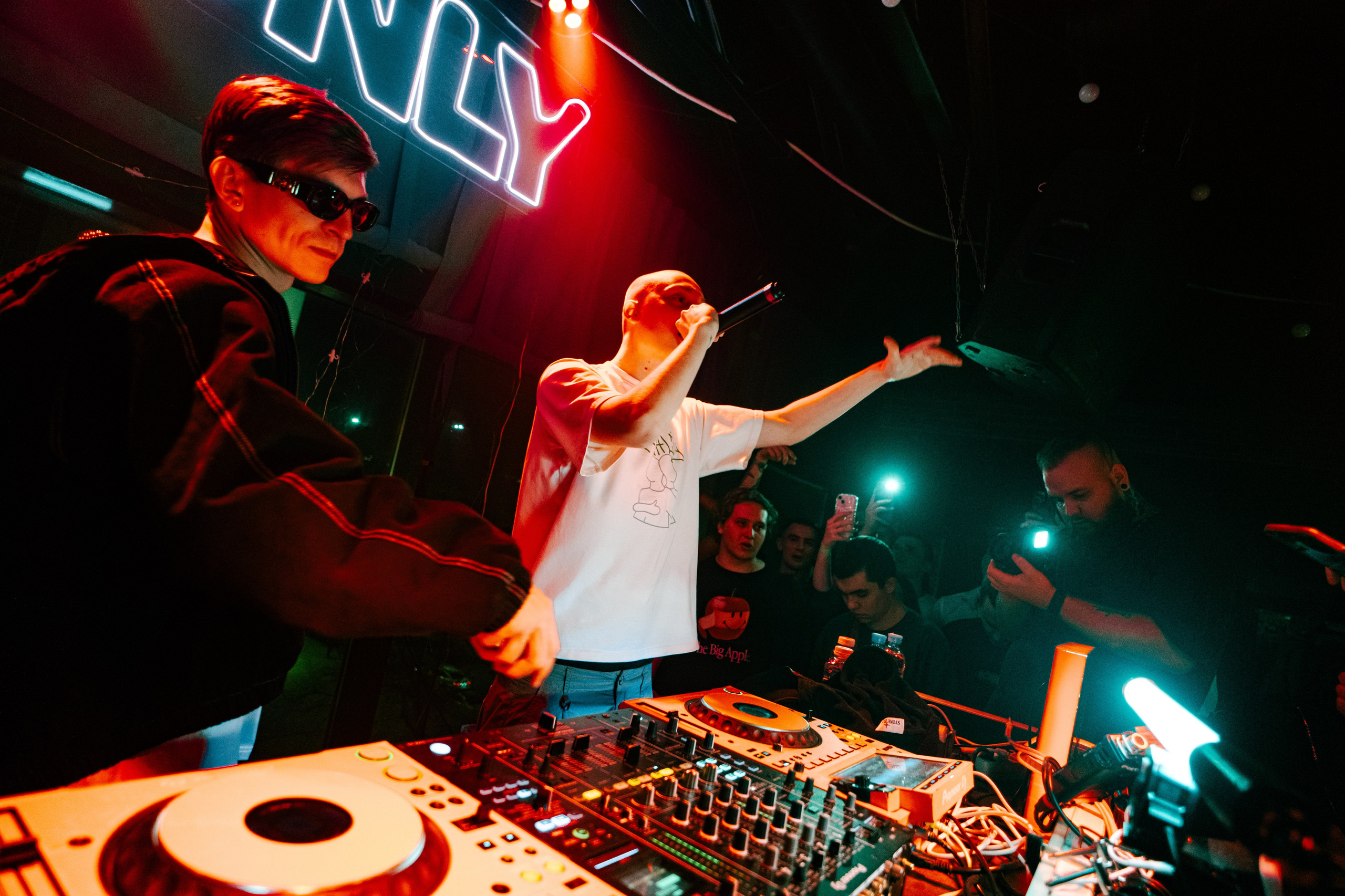 Only Birthday Party & 2HUG + Secret Guest / @Небесный сад. Концертный фотограф в Краснодаре