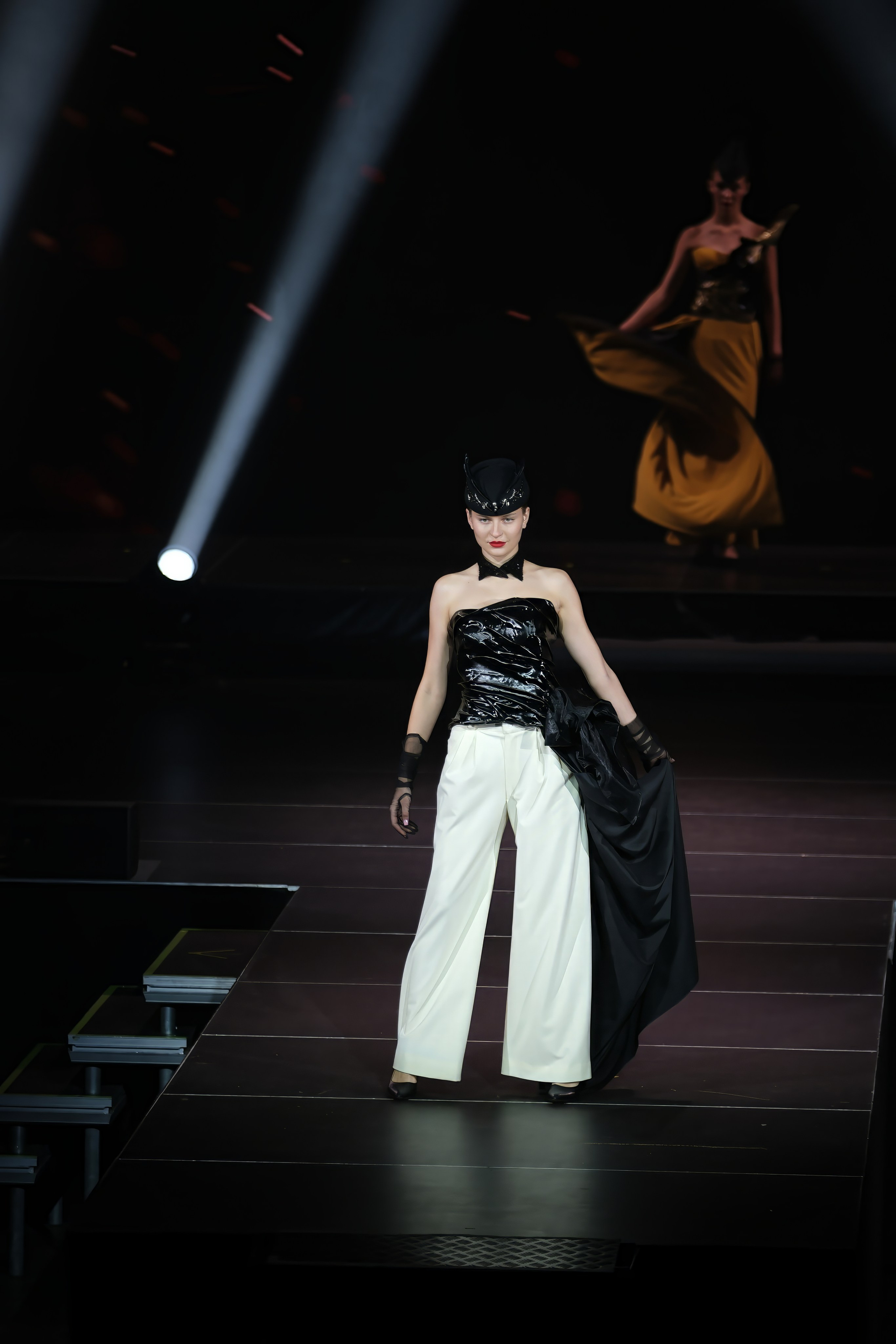 Подиумный спектакль «Стиль Надежды». Добро пожаловать в студию «Цифровой скульптор»  где искусство встречается с технологиями!