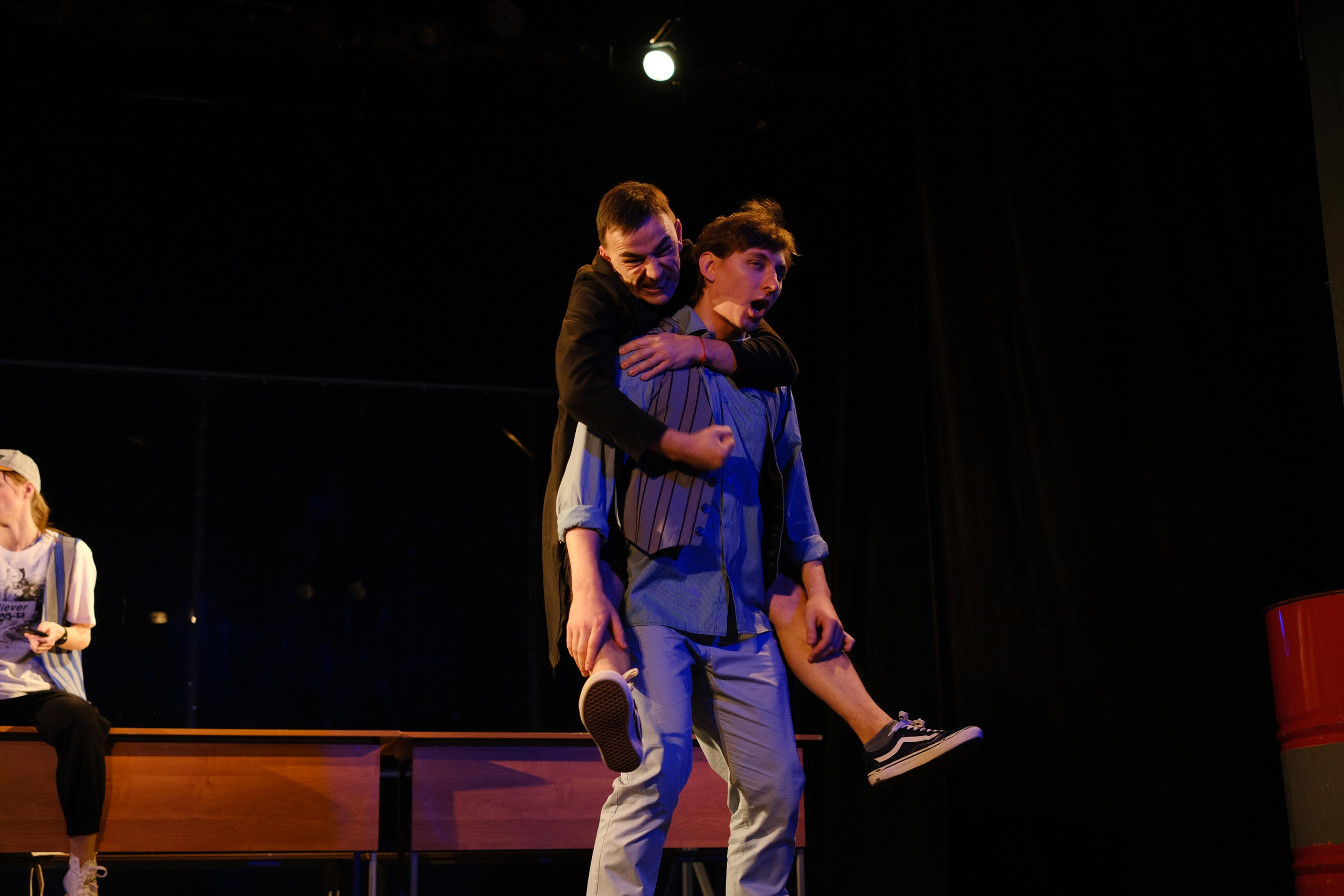 Театр. Фотограф и видеограф в Тюмени Анна Жагорина, ваши фото еще не отдавали так быстро!