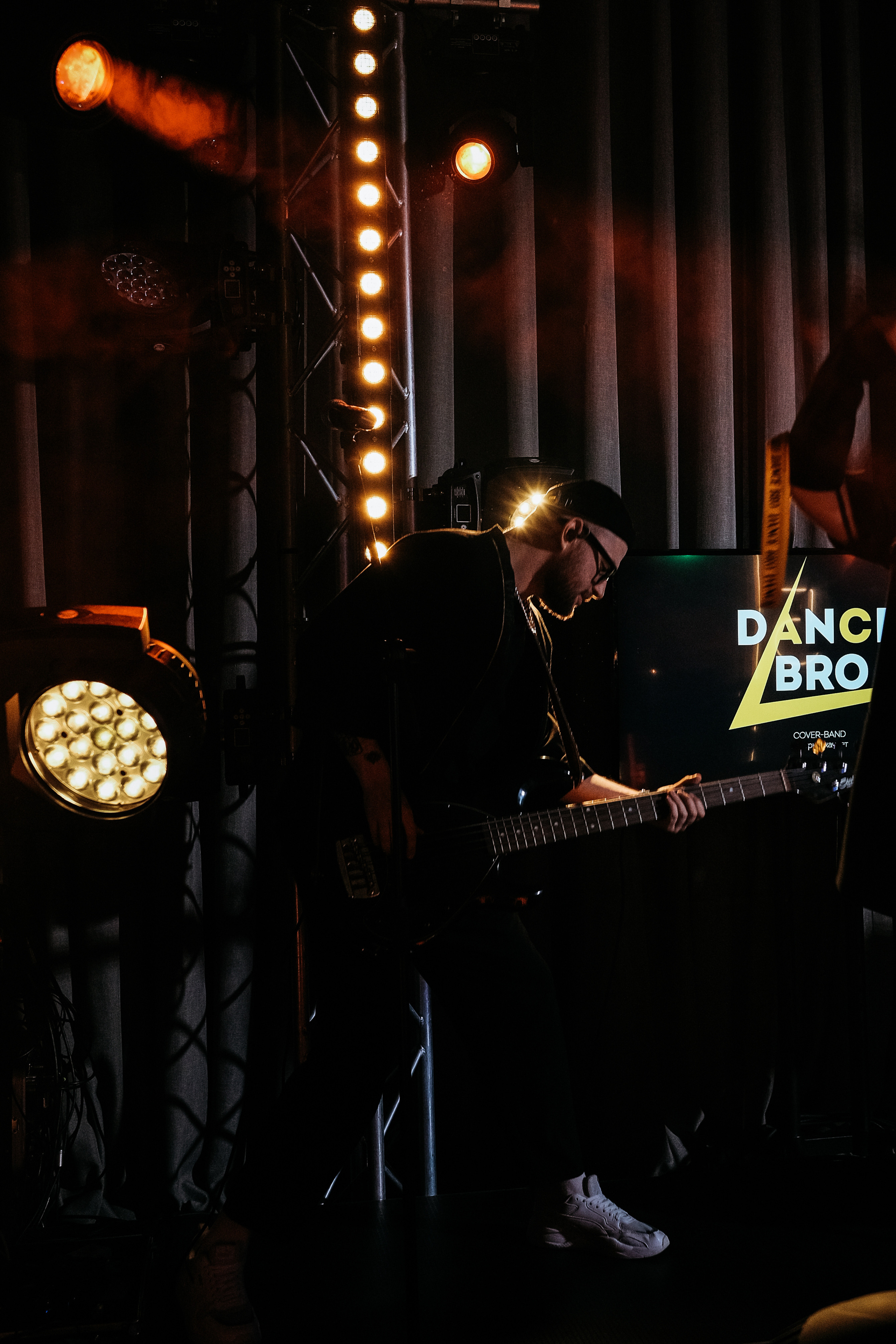 Концерт. Фотограф и видеограф в Тюмени Анна Жагорина, ваши фото еще не отдавали так быстро!