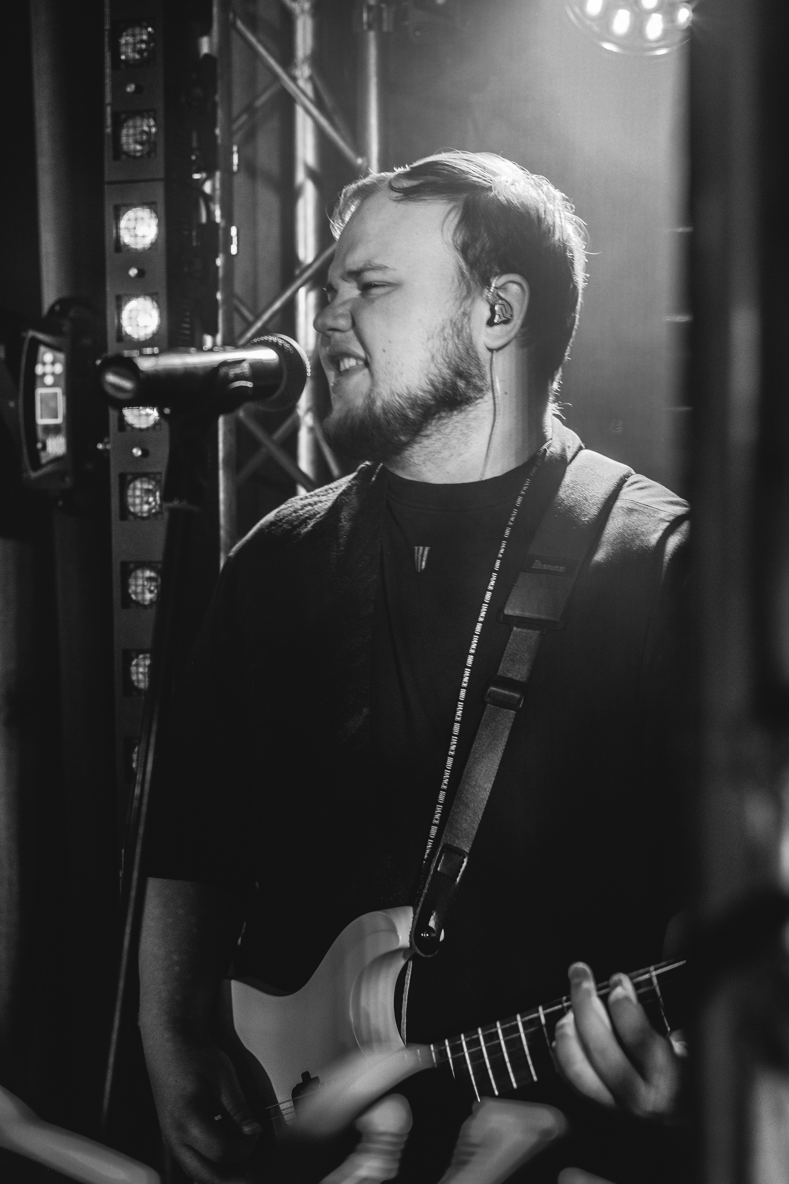 Концерт. Фотограф и видеограф в Тюмени Анна Жагорина, ваши фото еще не отдавали так быстро!