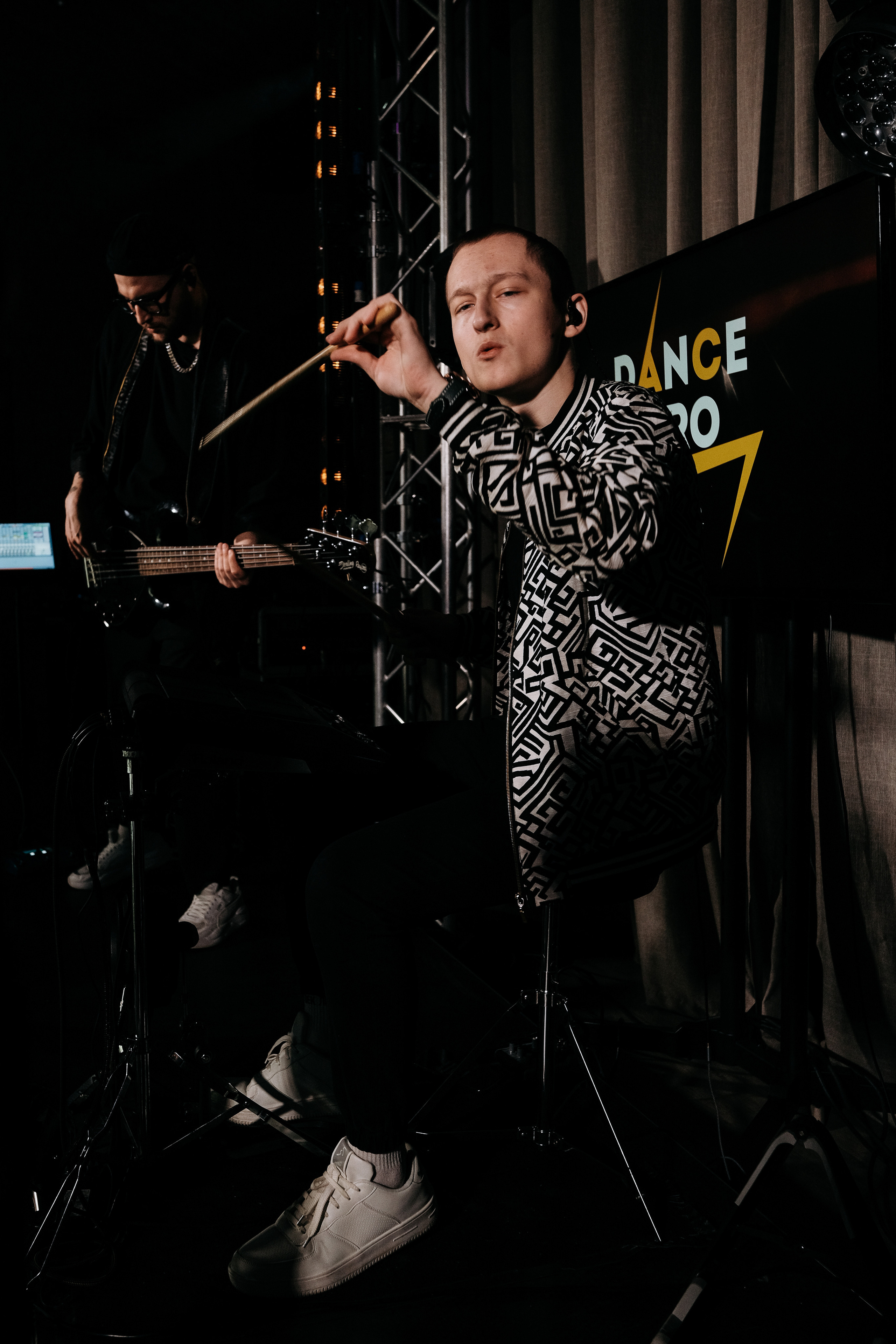 Концерт. Фотограф и видеограф в Тюмени Анна Жагорина, ваши фото еще не отдавали так быстро!