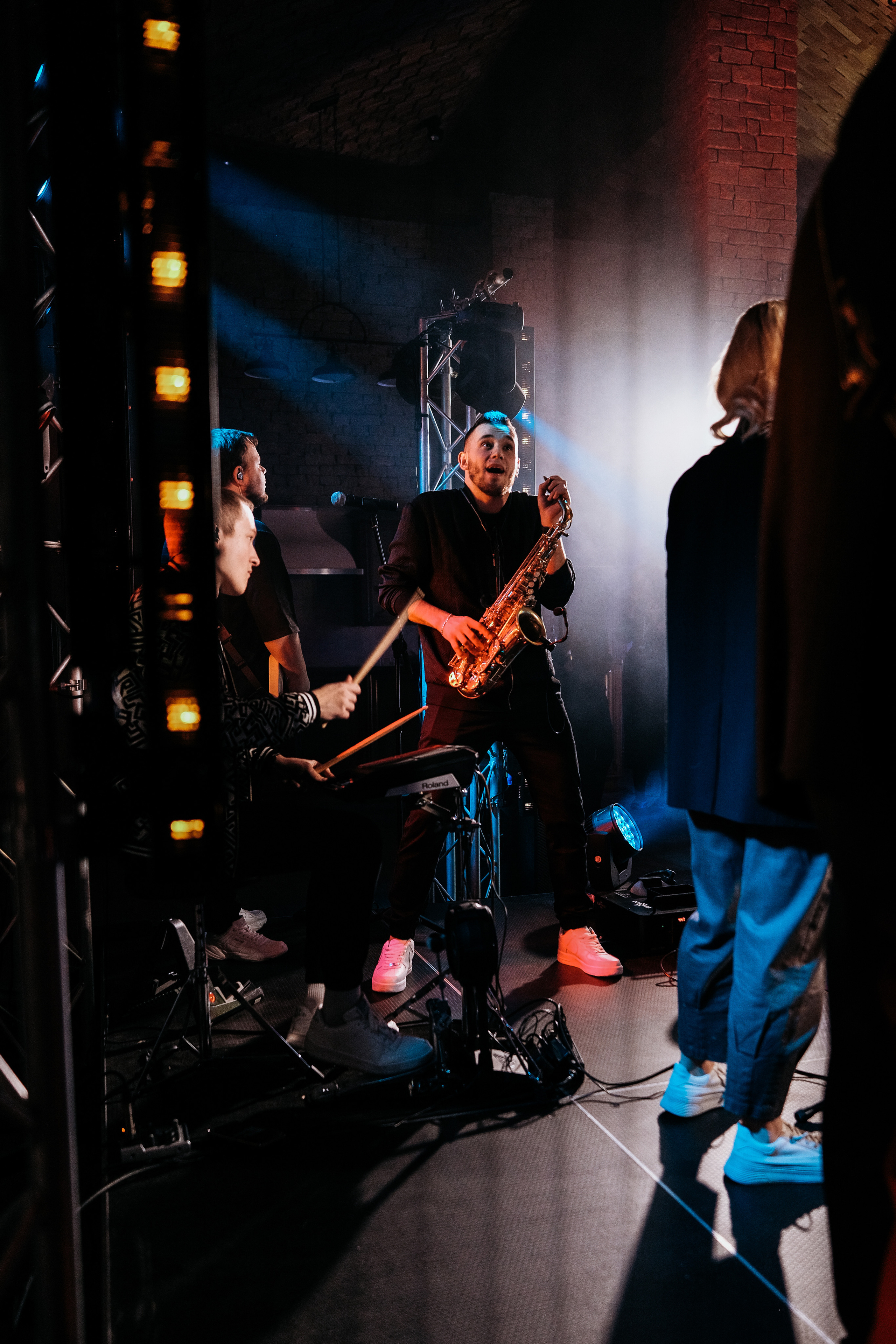 Концерт. Фотограф и видеограф в Тюмени Анна Жагорина, ваши фото еще не отдавали так быстро!