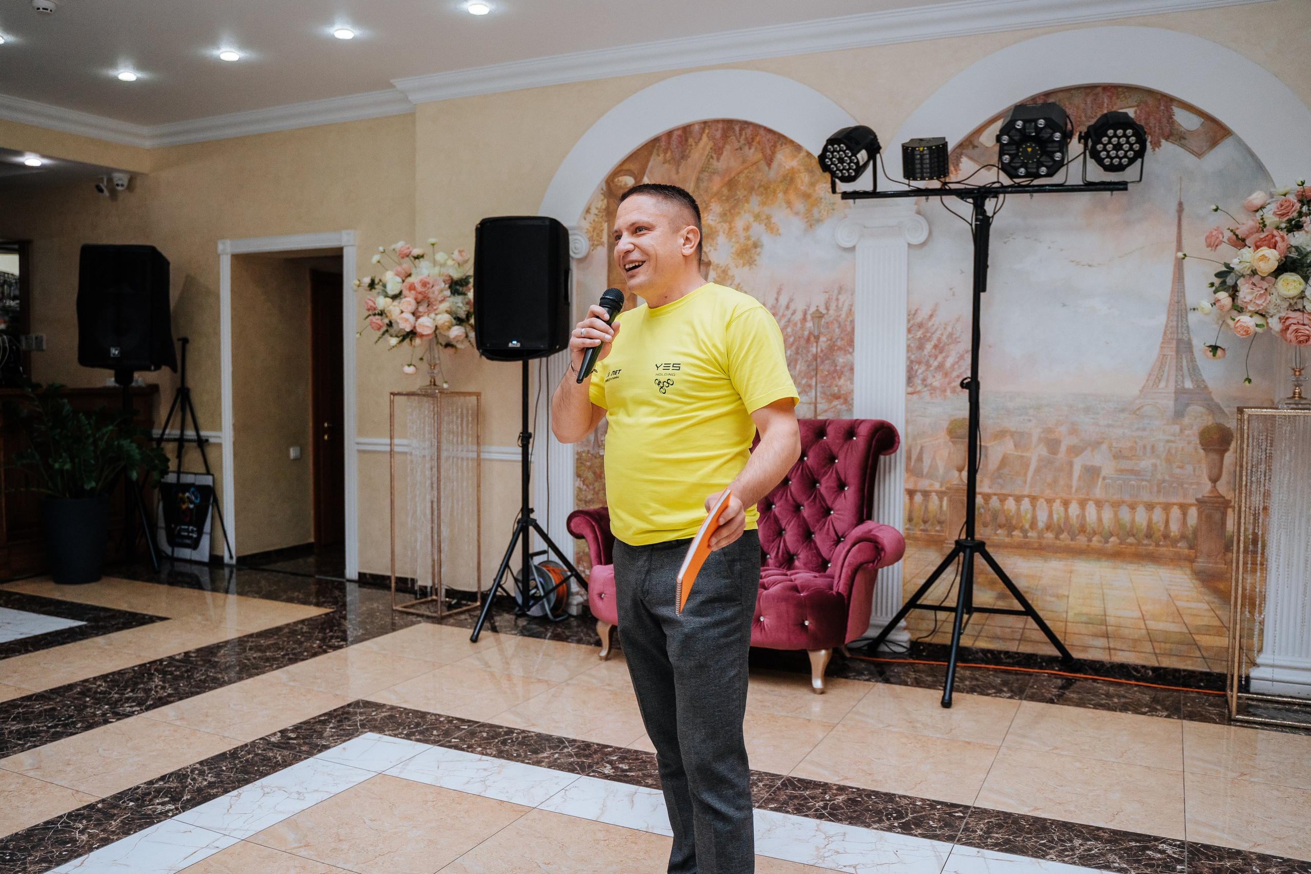 Yes Holding. Свадебный фотограф в Симферополе