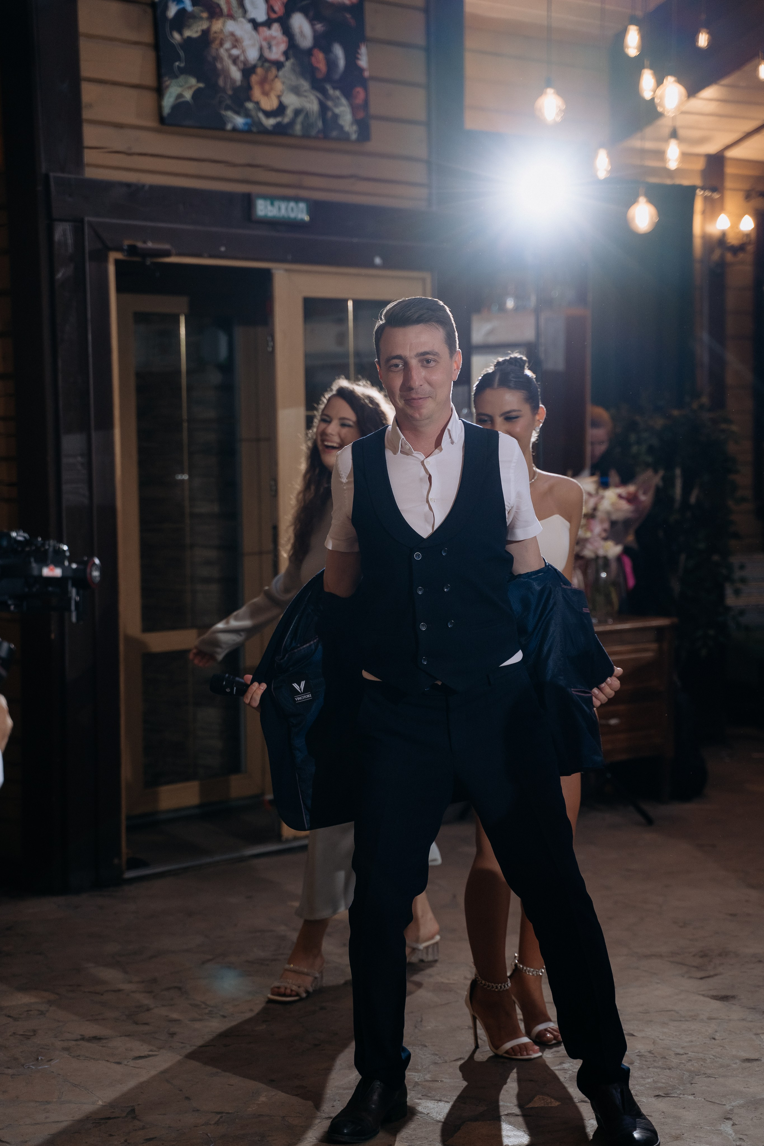 Влад и Бэлла. Свадебный и семейный фотограф в Новосибирске Наталья Зорина